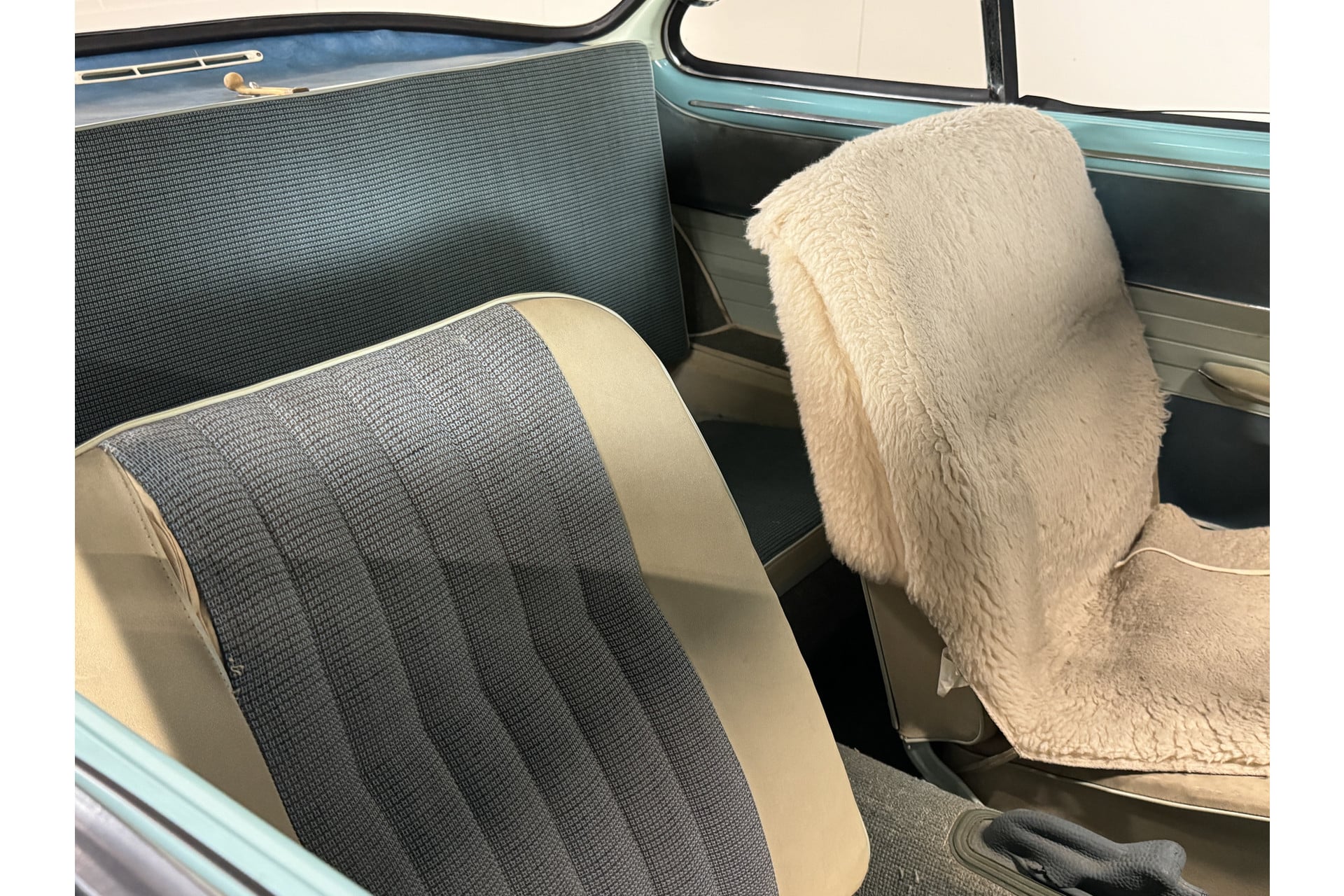 Volkswagen Karmann Ghia