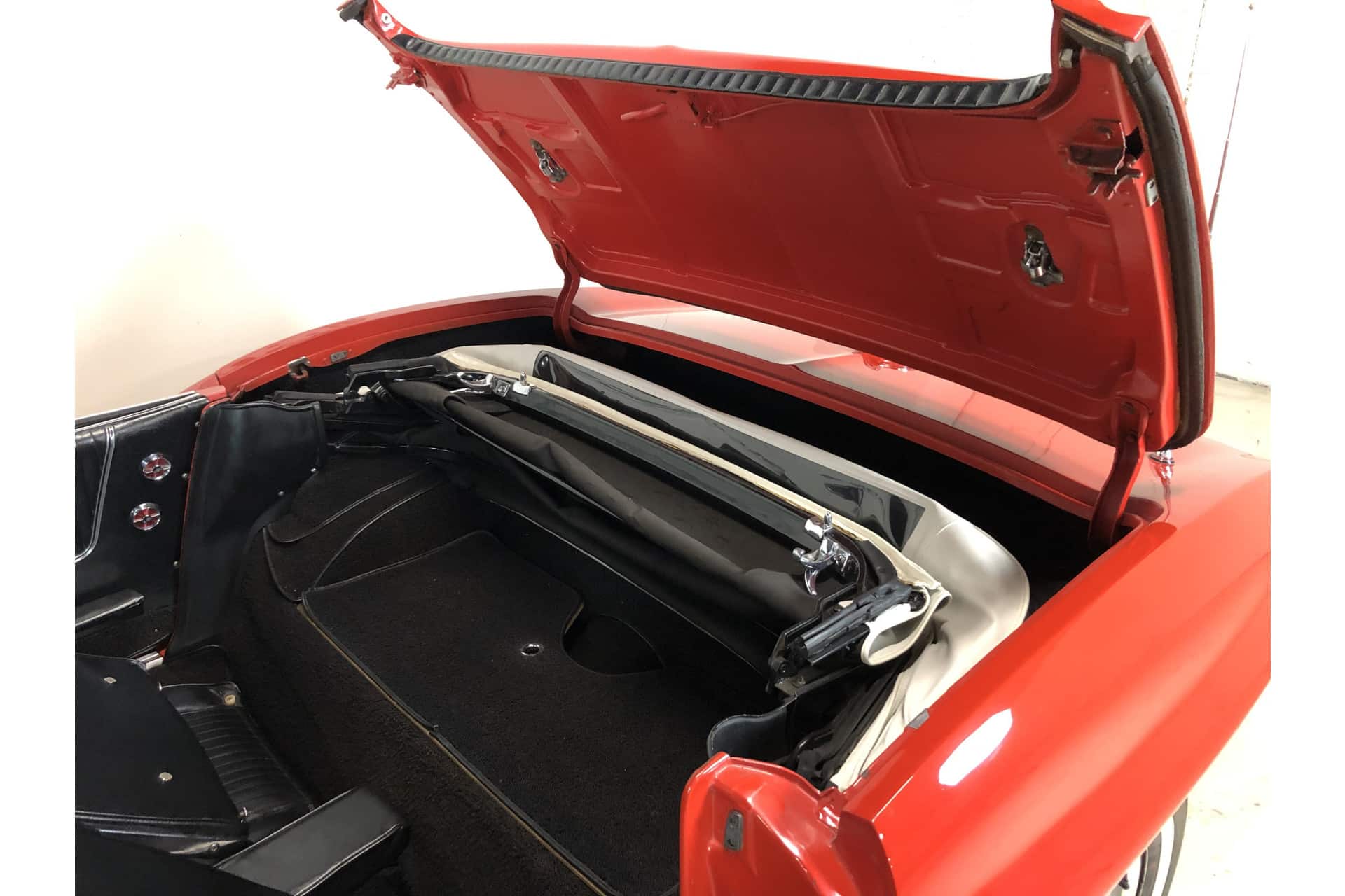 Chevrolet Corvette C2 Convertible