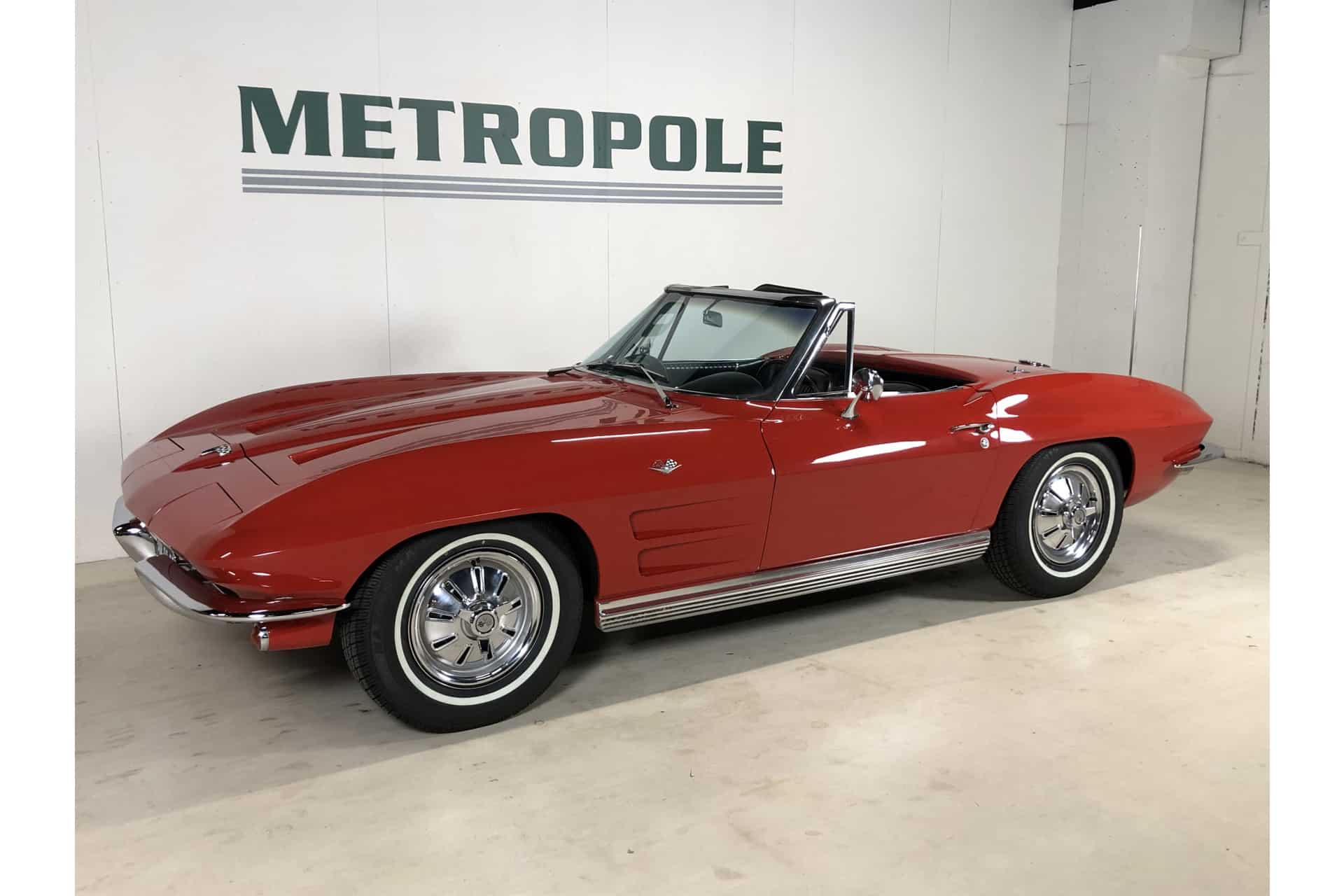 Chevrolet Corvette C2 Convertible