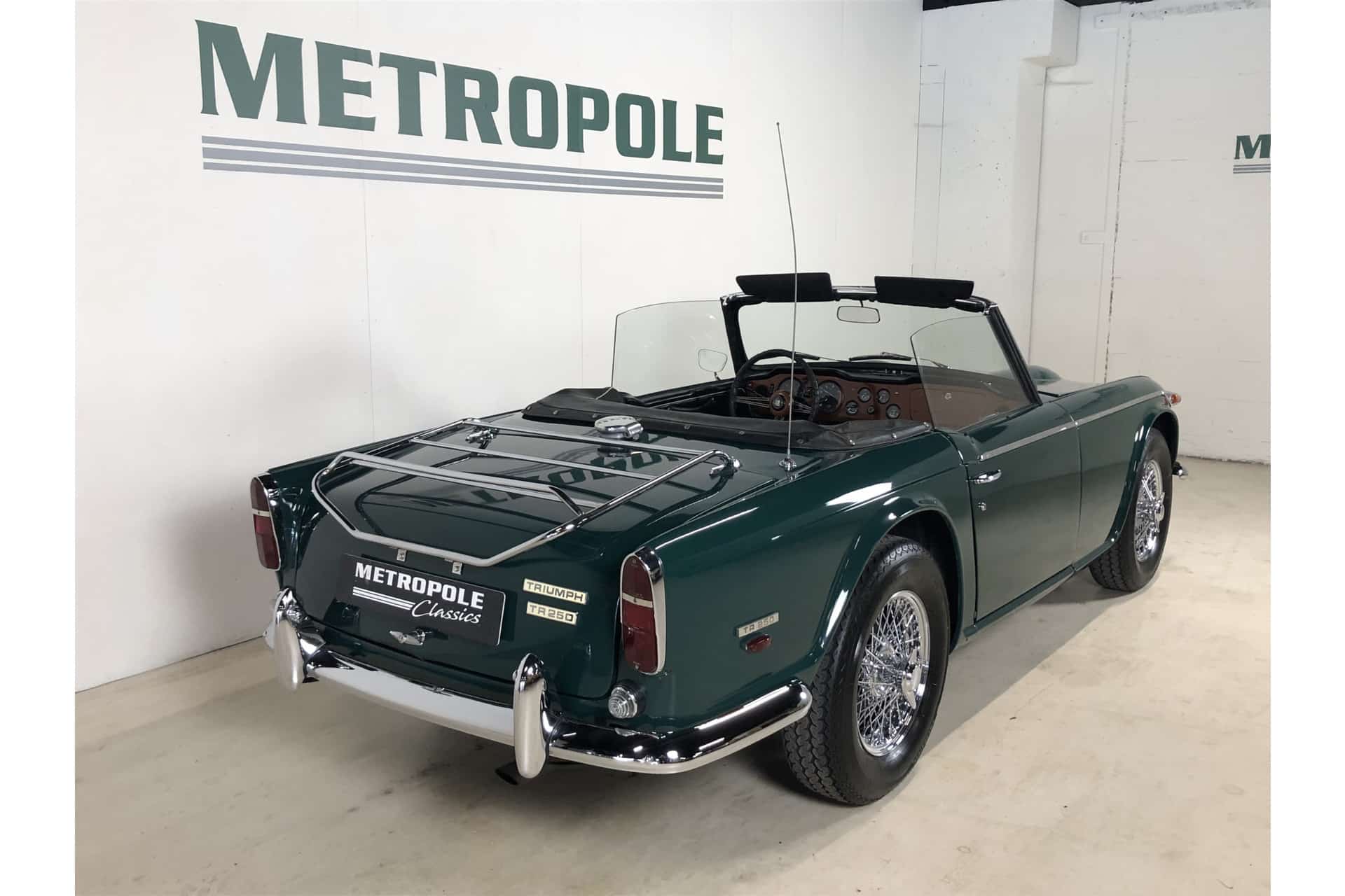 Triumph TR 250