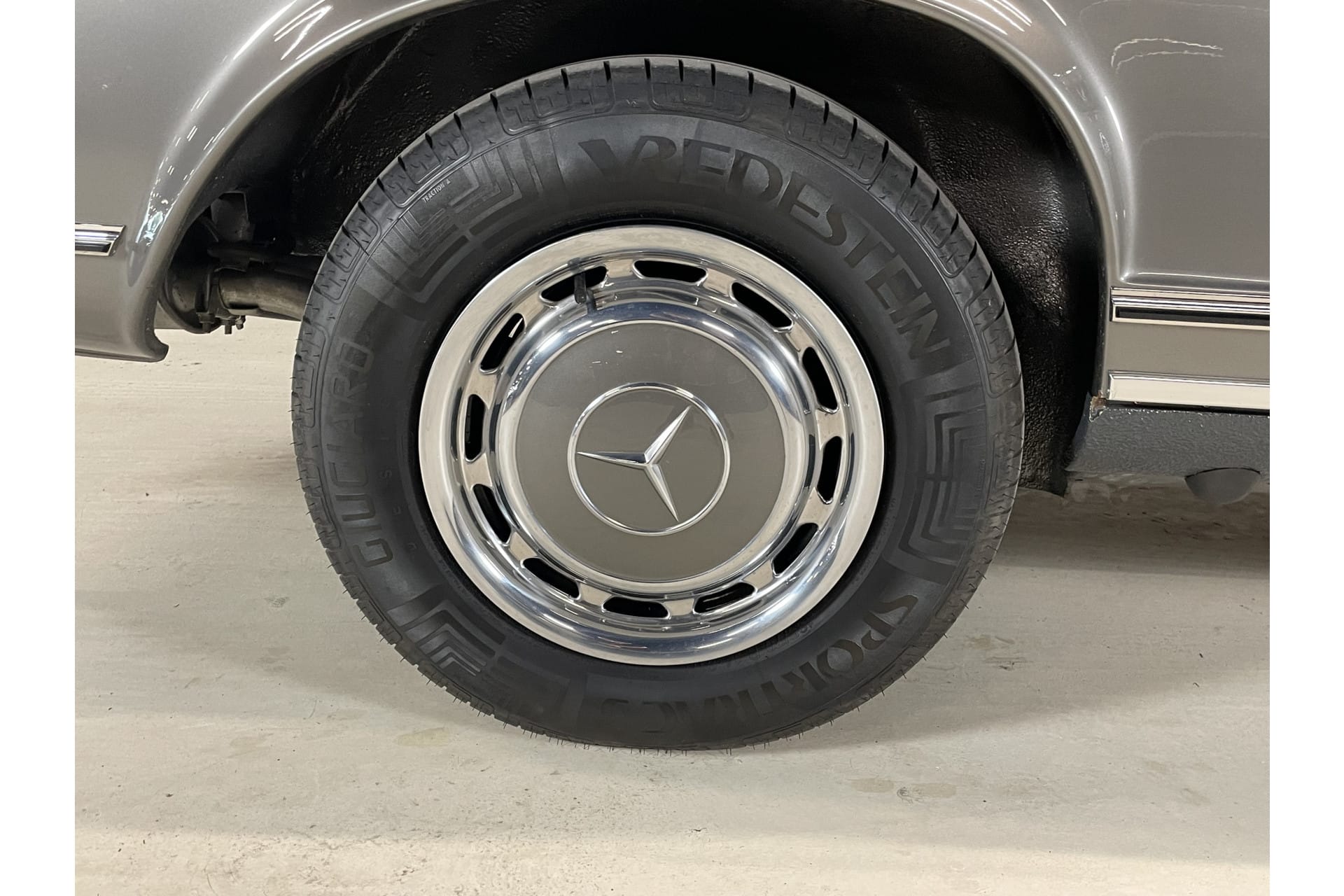 Mercedes-Benz 280 SL