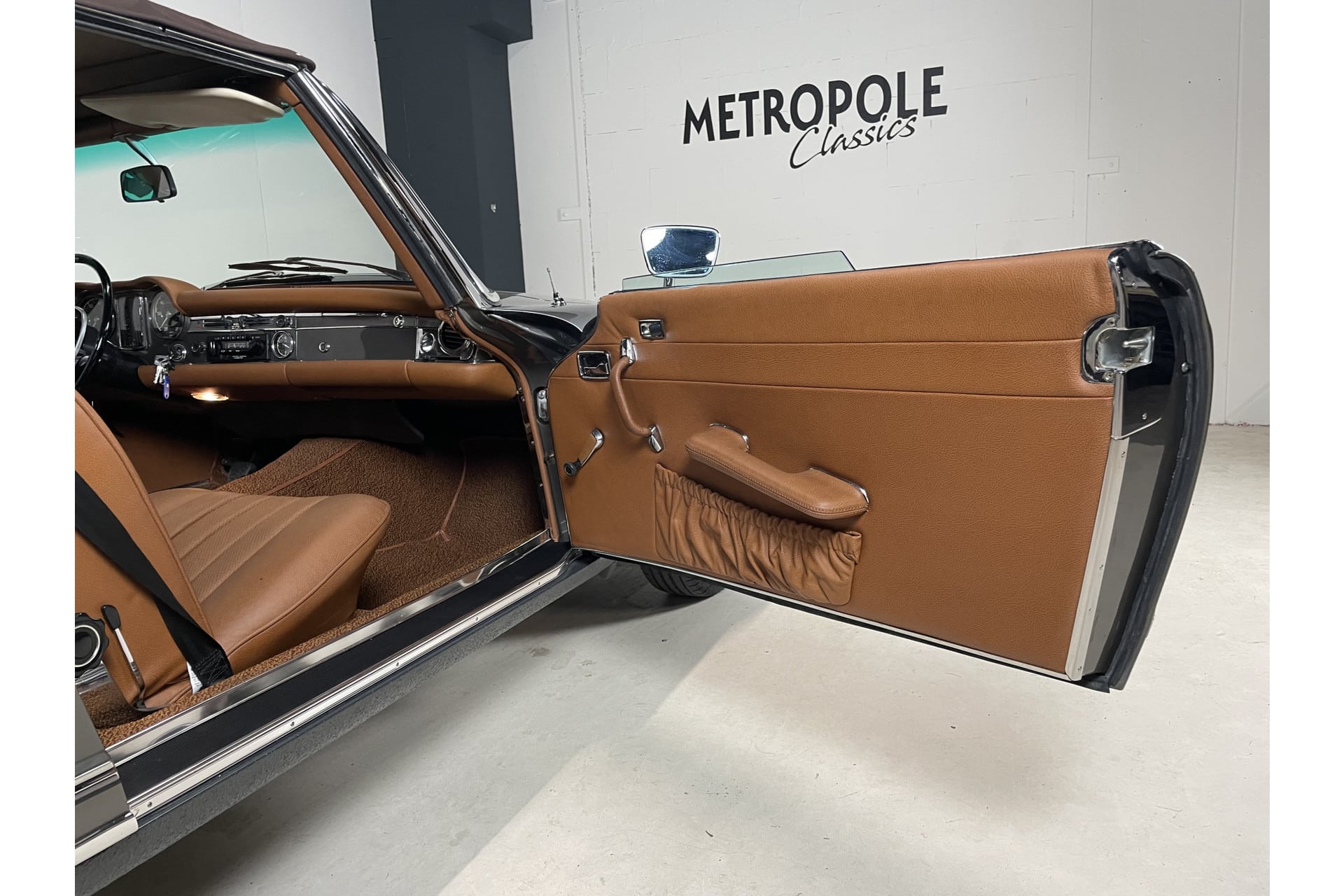 Mercedes-Benz 280 SL
