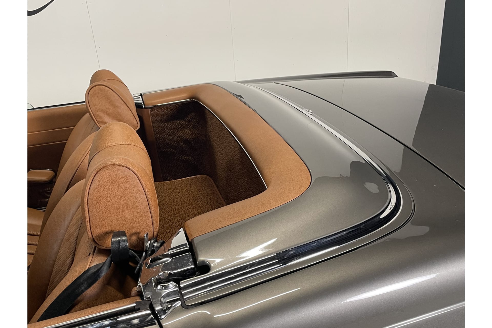 Mercedes-Benz 280 SL