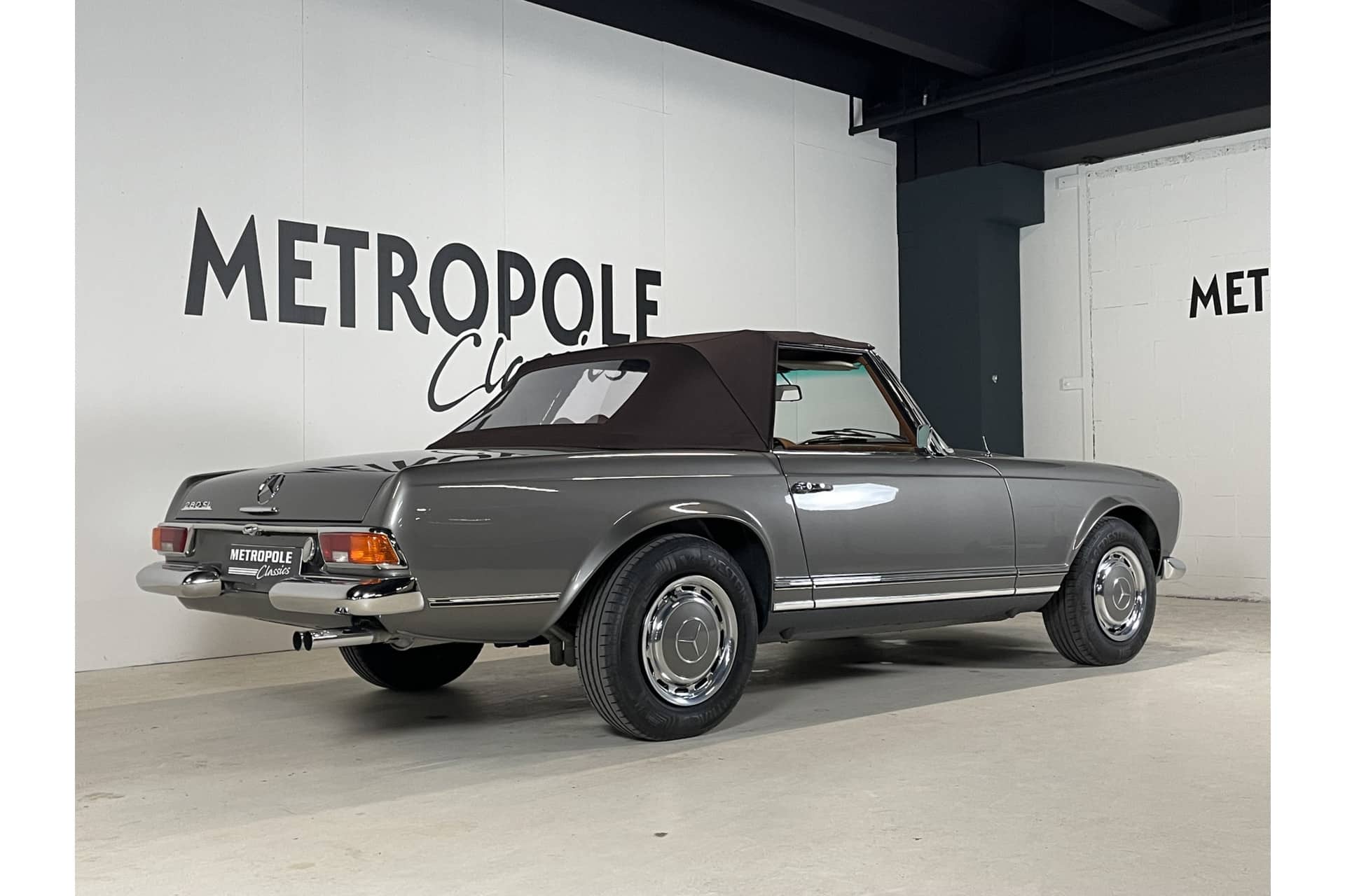 Mercedes-Benz SL 280 Pagode