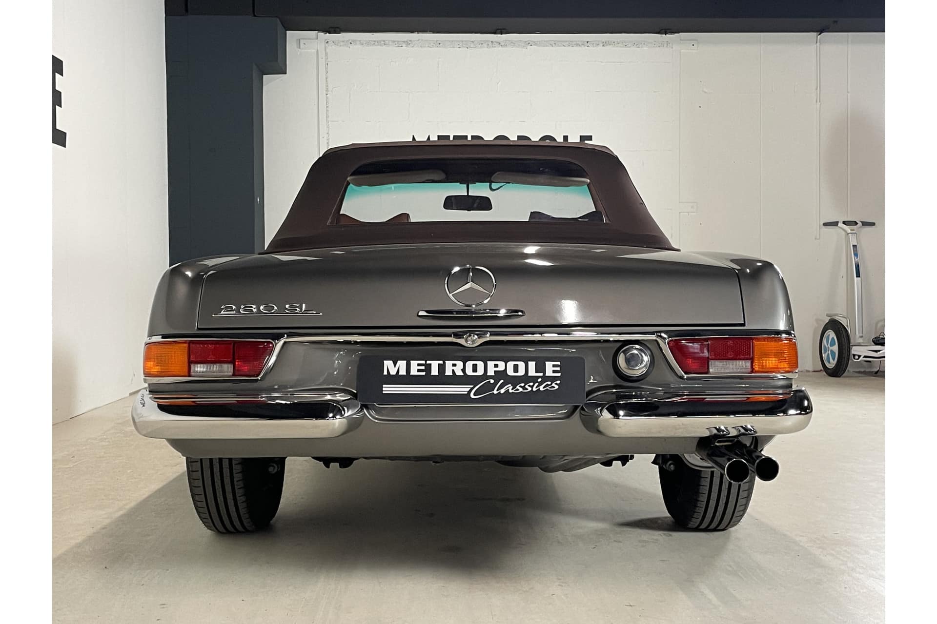 Mercedes-Benz 280 SL