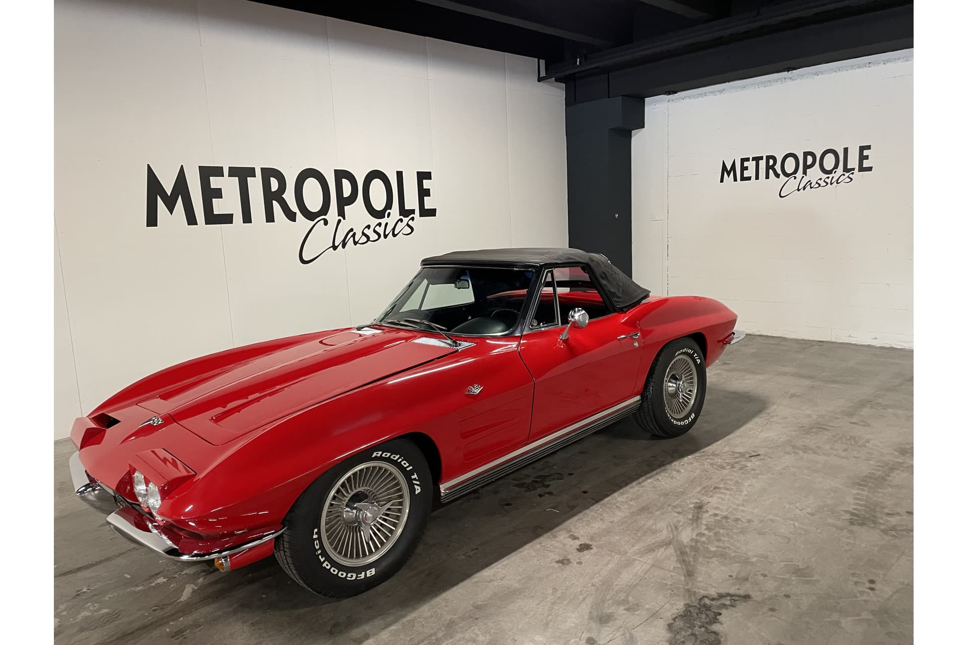 Chevrolet Corvette Convertible