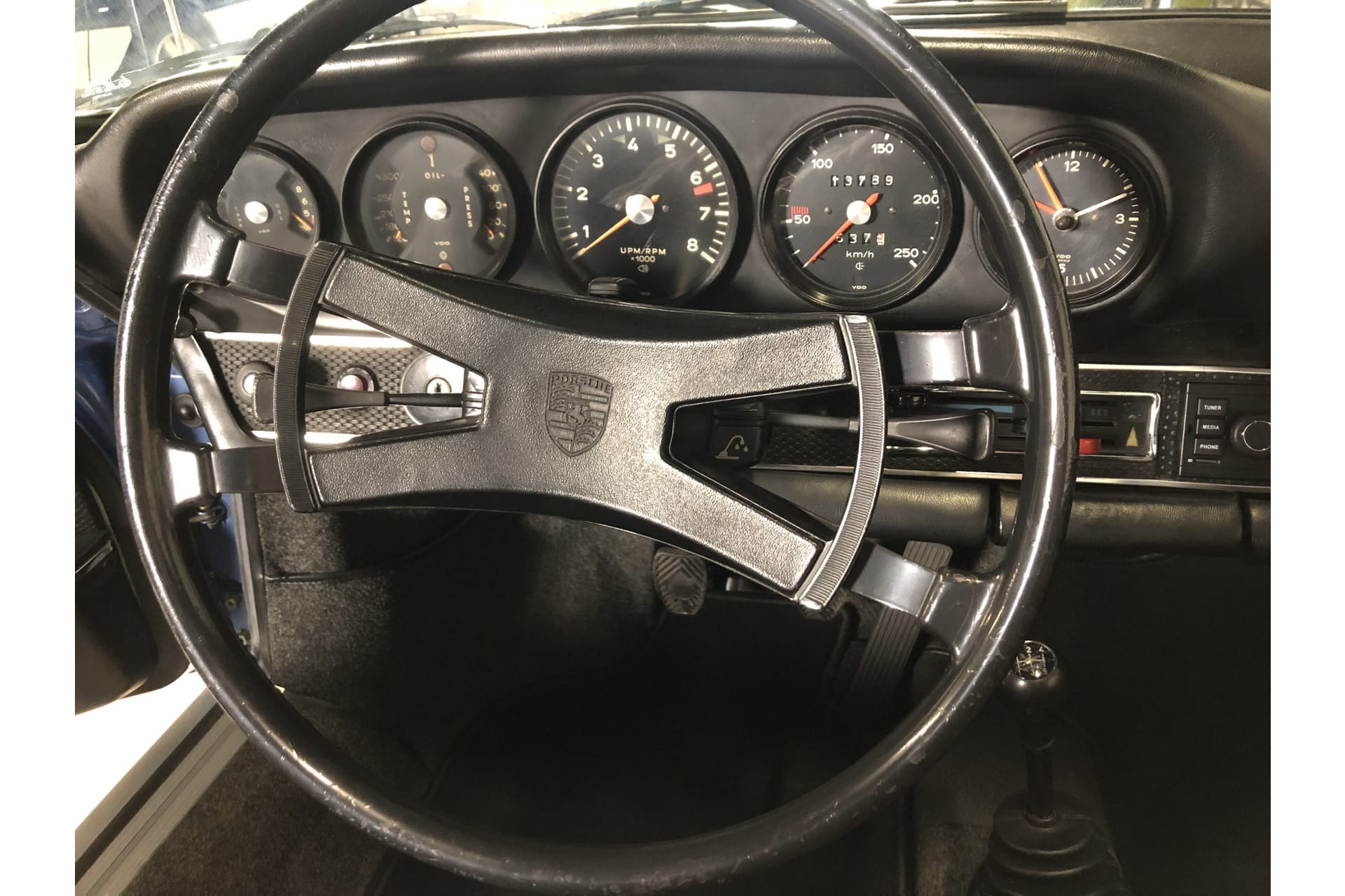 Porsche 911 2.2 T Targa