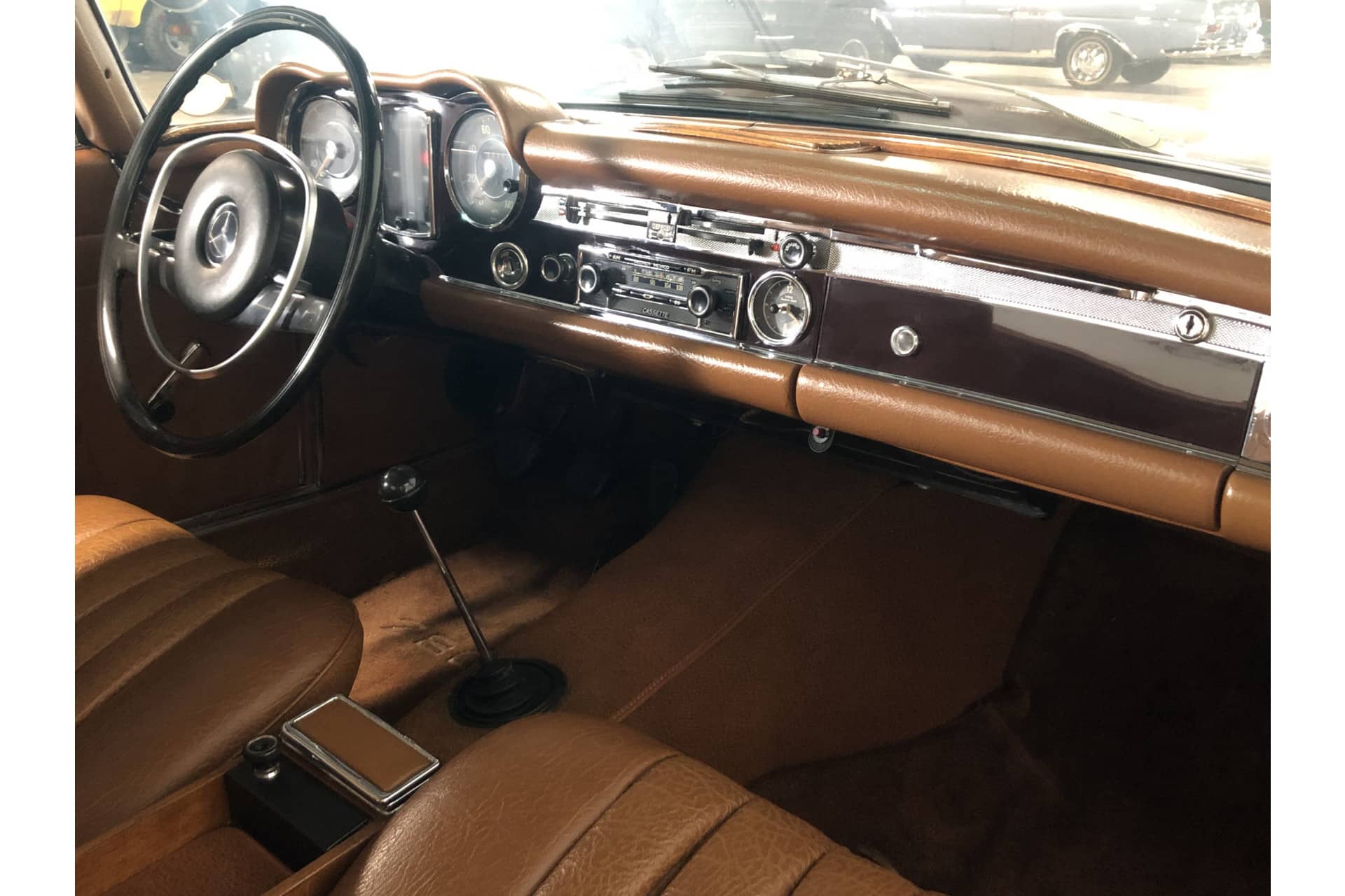 Mercedes-Benz 280 SL Pagode