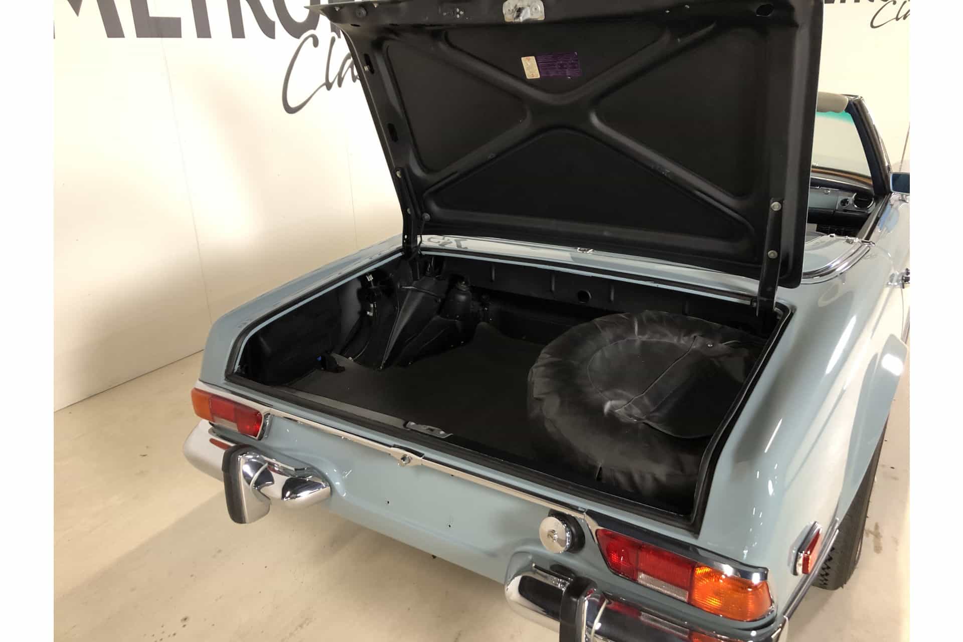 Mercedes Benz 280 SL Pagode