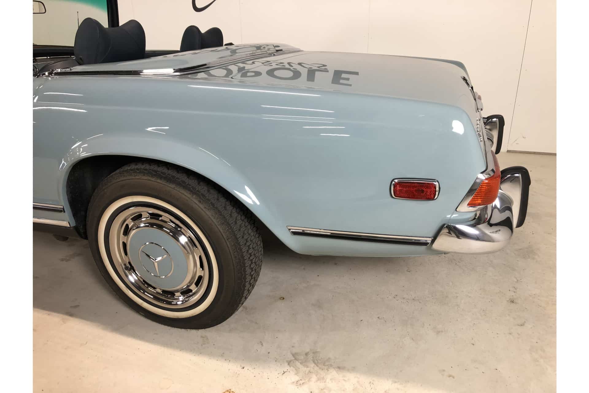 Mercedes Benz 280 SL Pagode