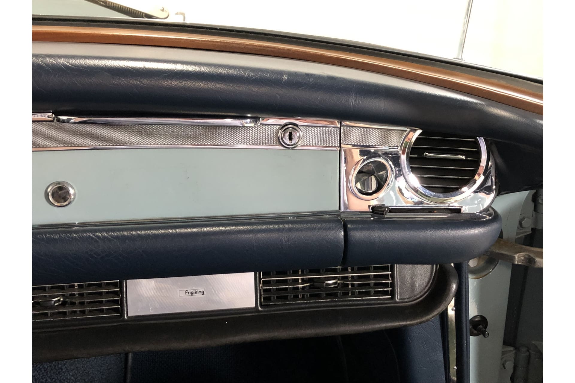 Mercedes Benz 280 SL Pagode