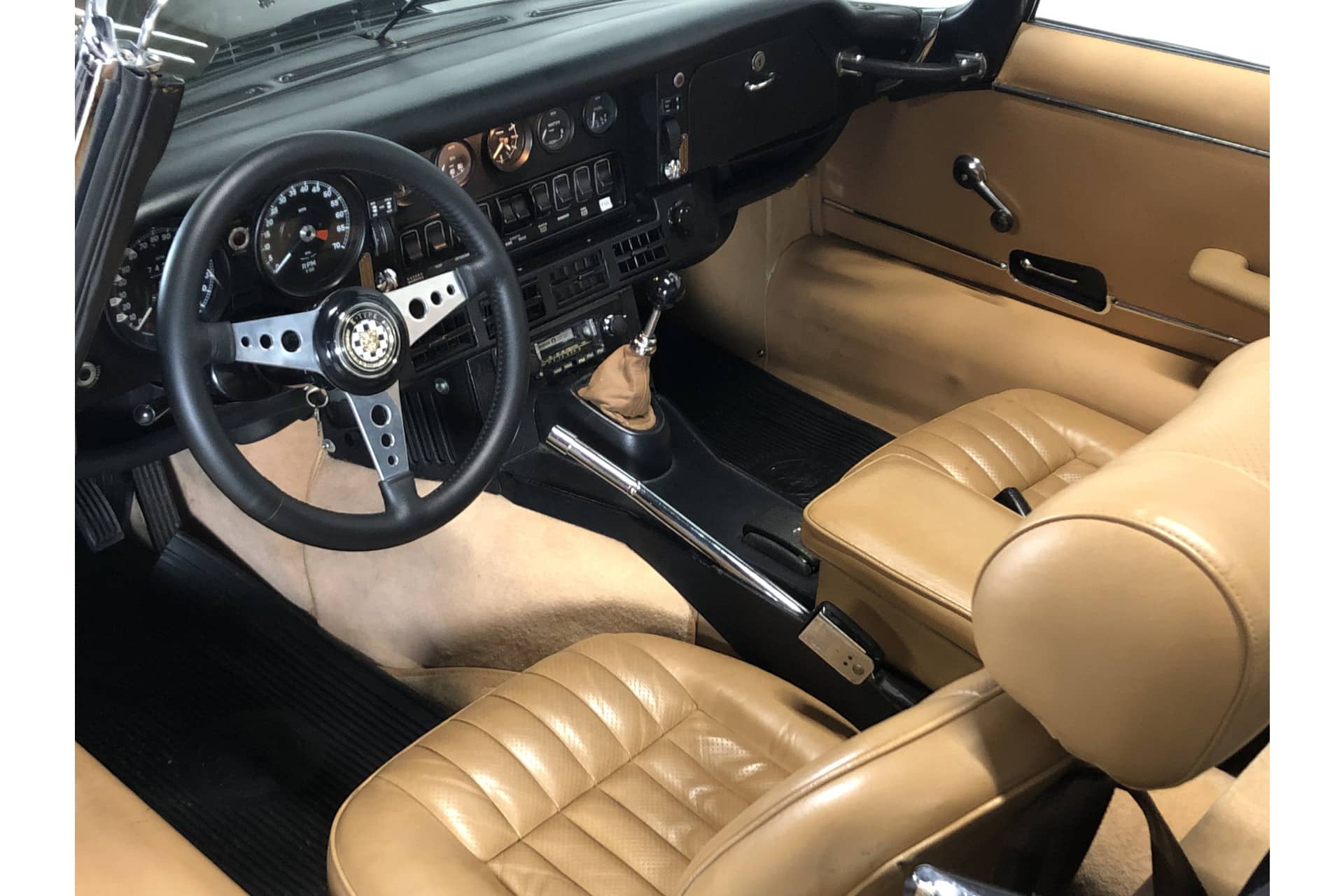 Jaguar E-type V12 Cabriolet