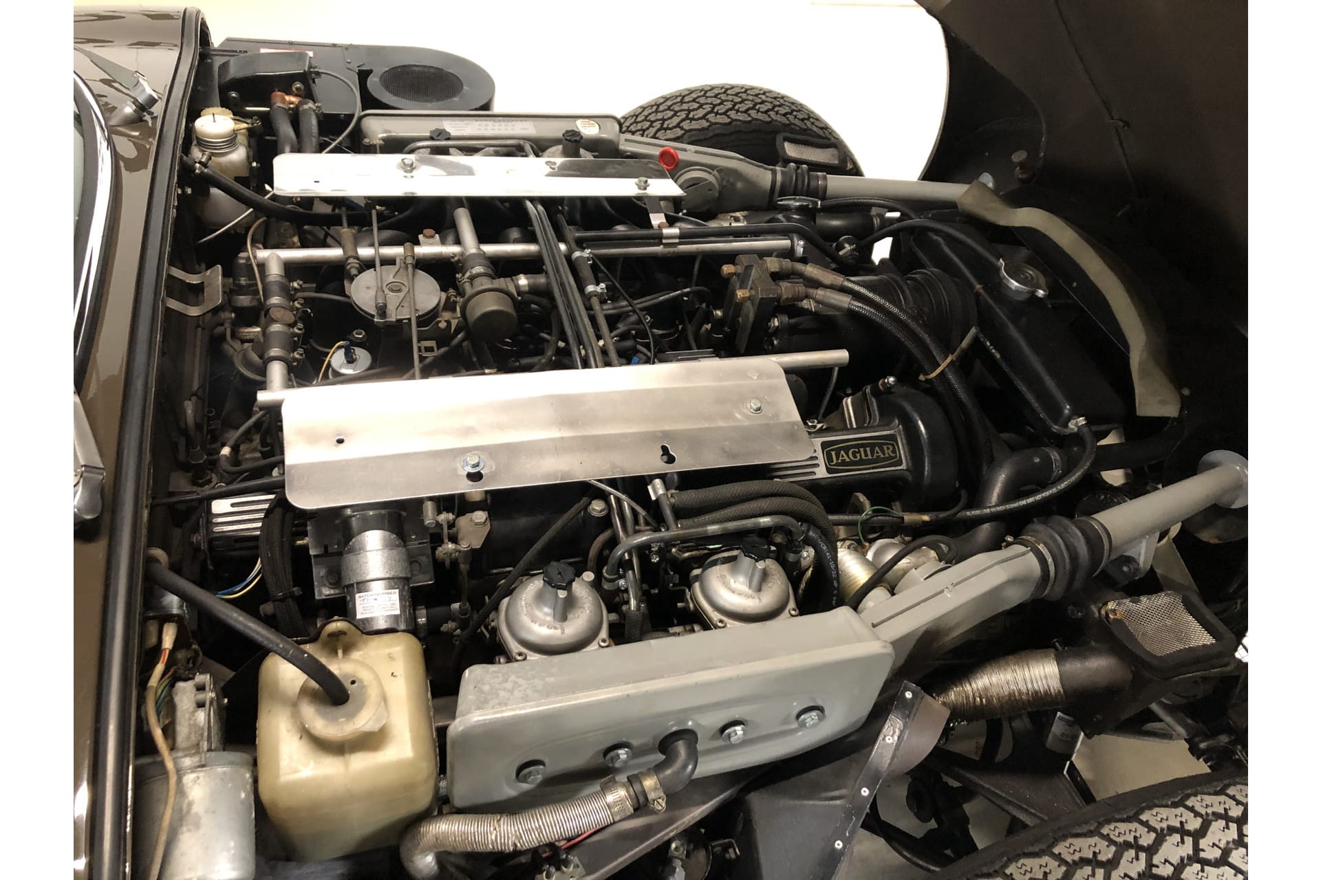 Jaguar E-type V12 Cabriolet