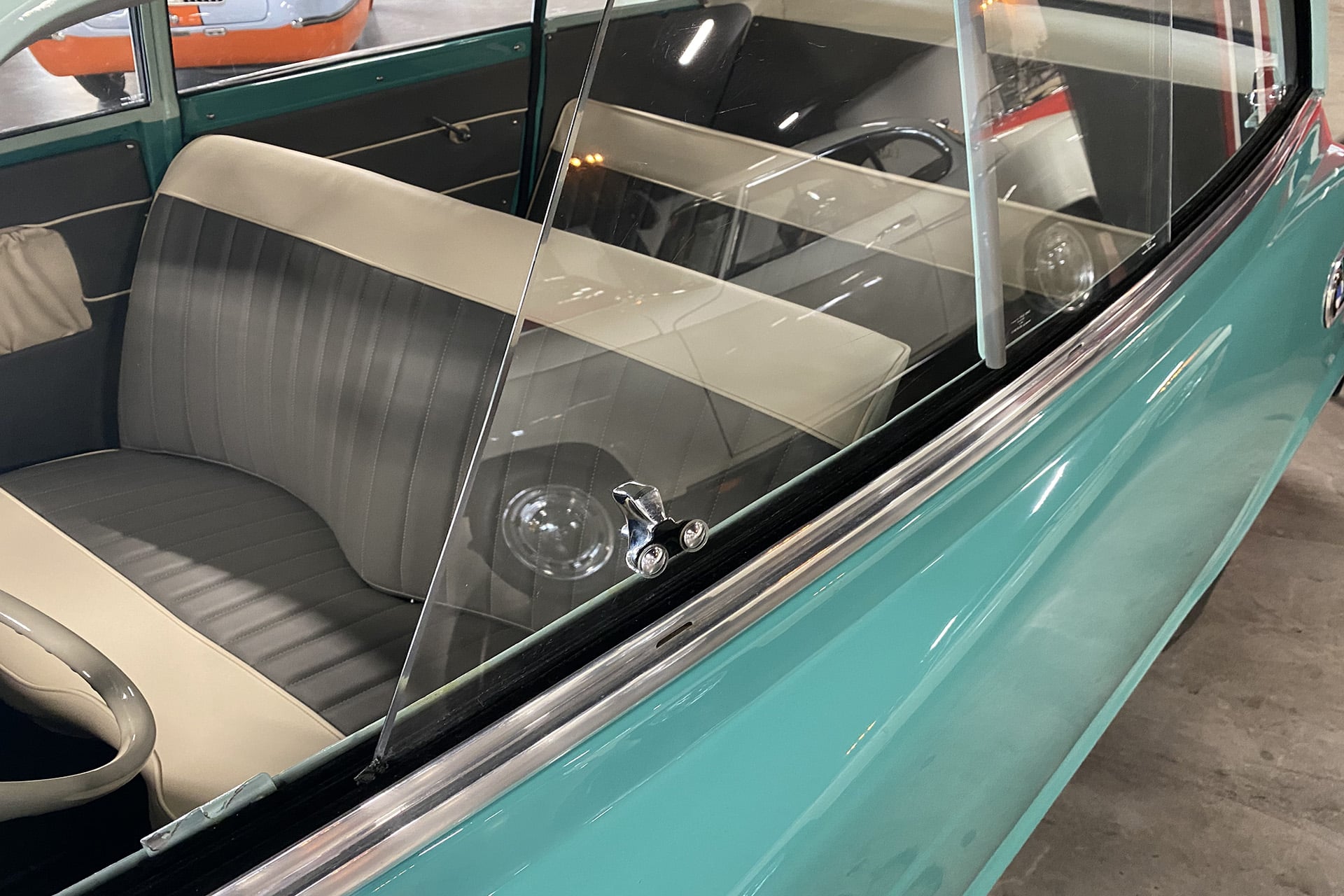 BMW Isetta 600 . 1958. Volledig gerestaureerd.