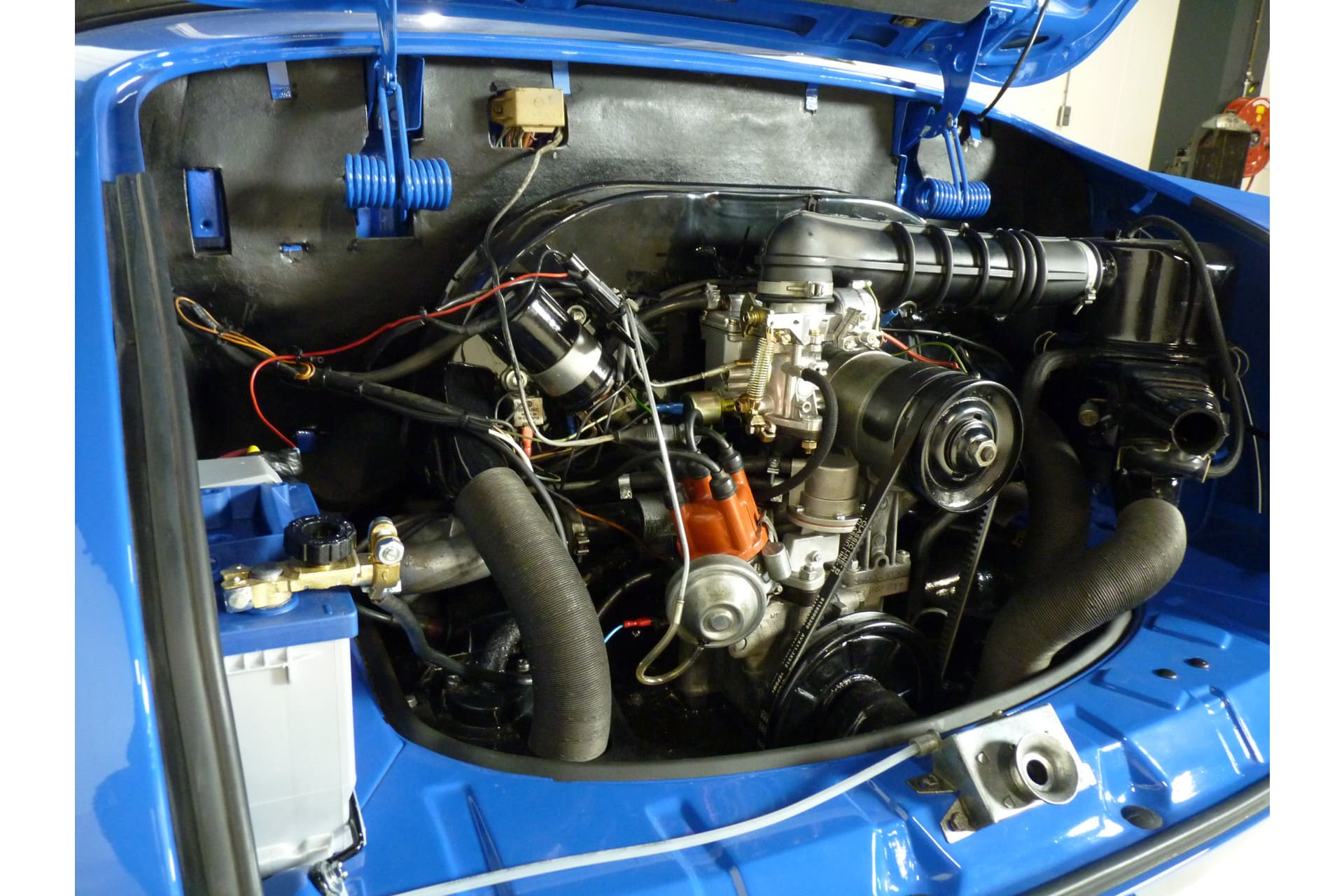 Volkswagen Karmann Ghia