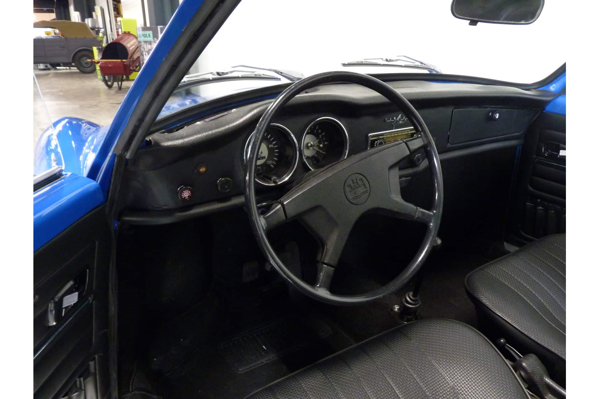 Volkswagen Karmann Ghia