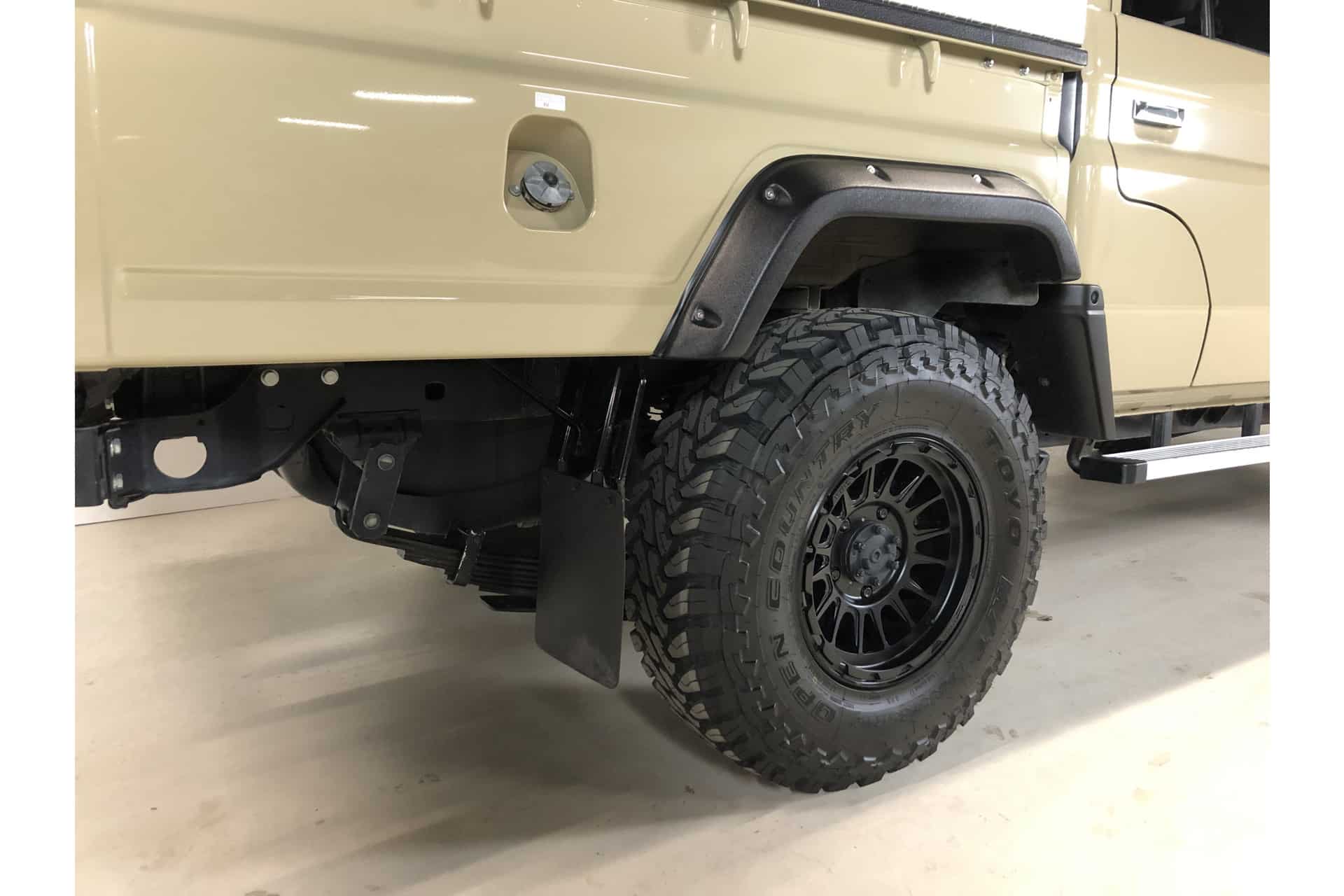 Toyota Landcruiser 79 double cabine