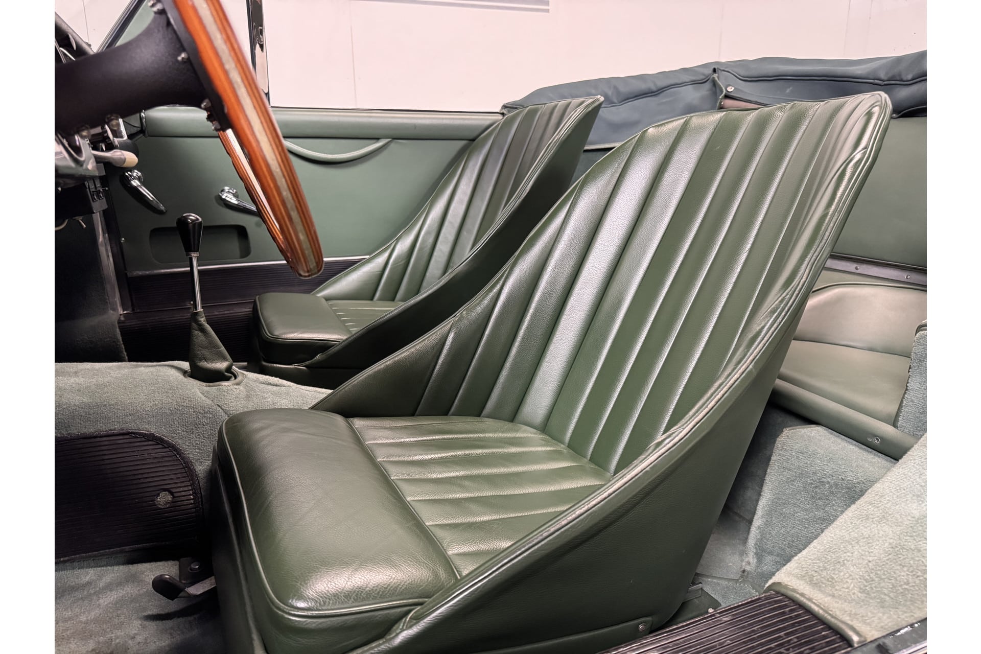 Aston Martin DB2/4 MK III