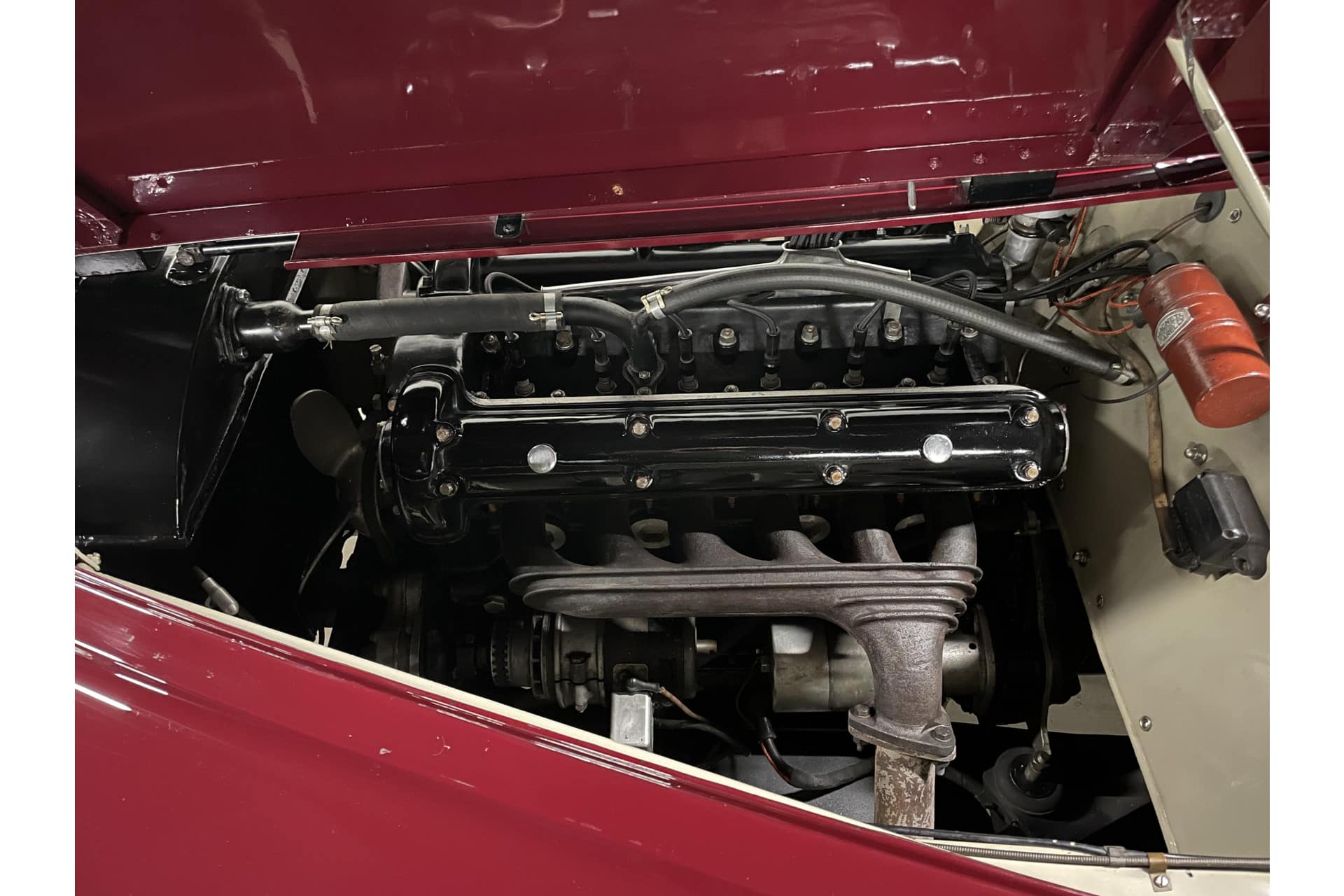 Alfa Romeo 6C 2500 Passo Corto Super Sport Cabriolet by Pinin Farina