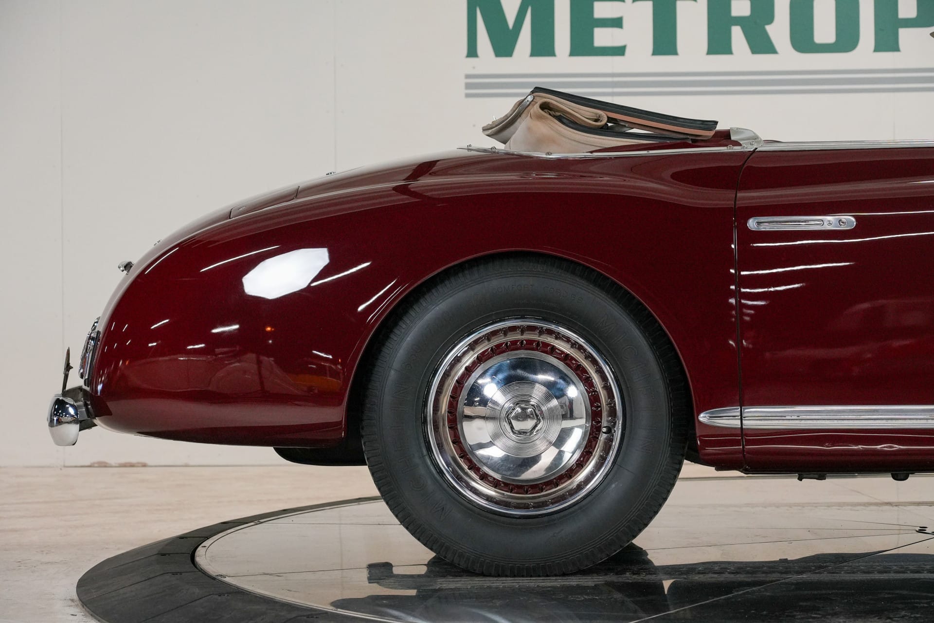 Alfa Romeo 6C 2500 Passo Corto Super Sport Cabriolet by Pinin Farina