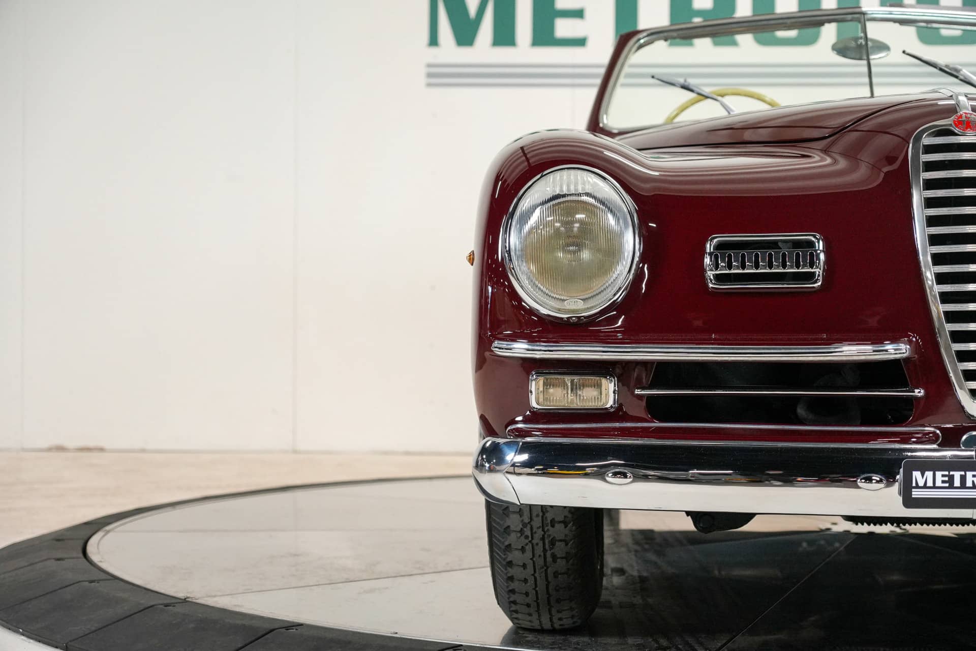 Alfa Romeo 6C 2500 Passo Corto Super Sport Cabriolet by Pinin Farina