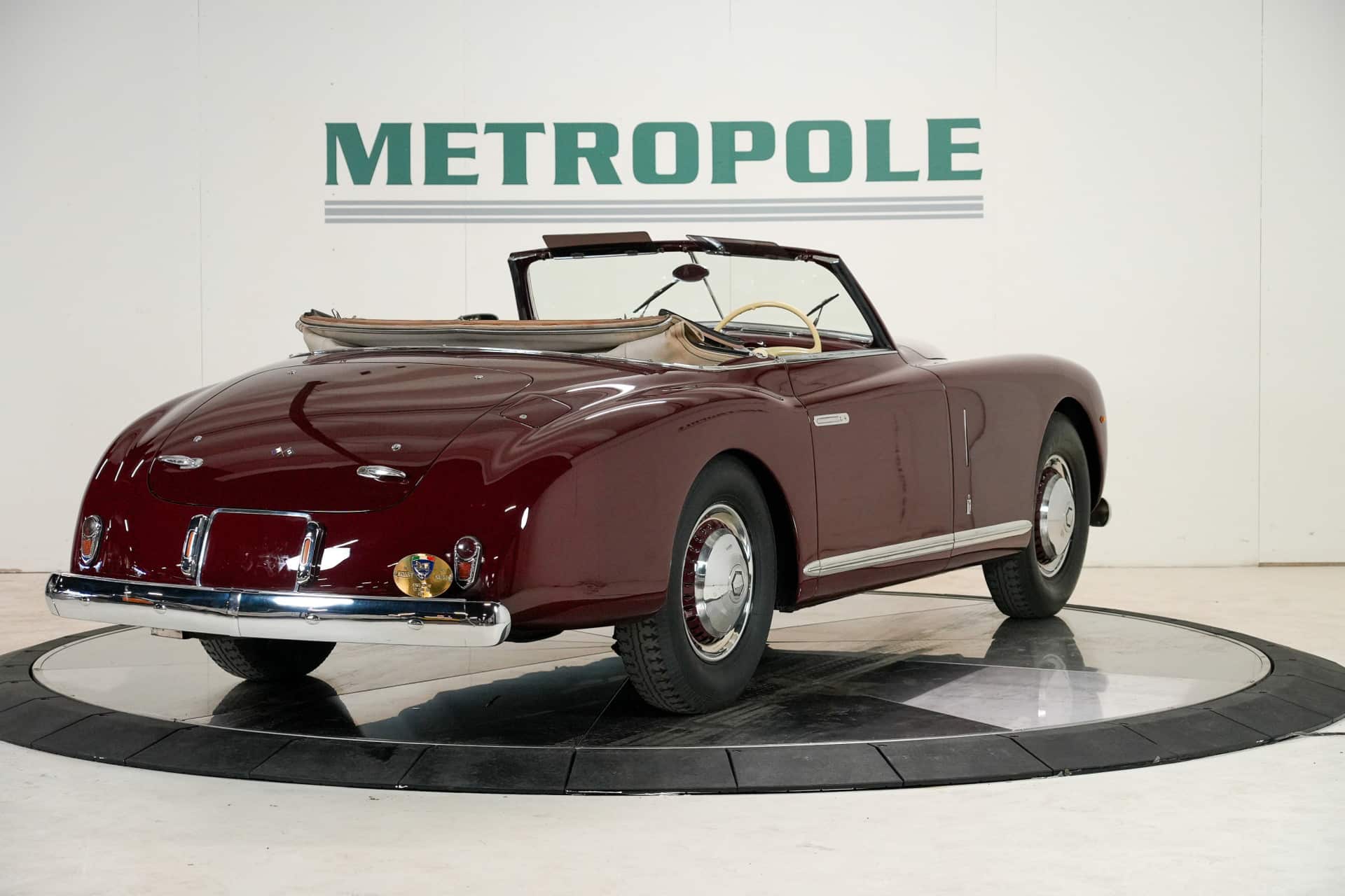 Alfa Romeo 6C 2500 Passo Corto Super Sport Cabriolet by Pinin Farina
