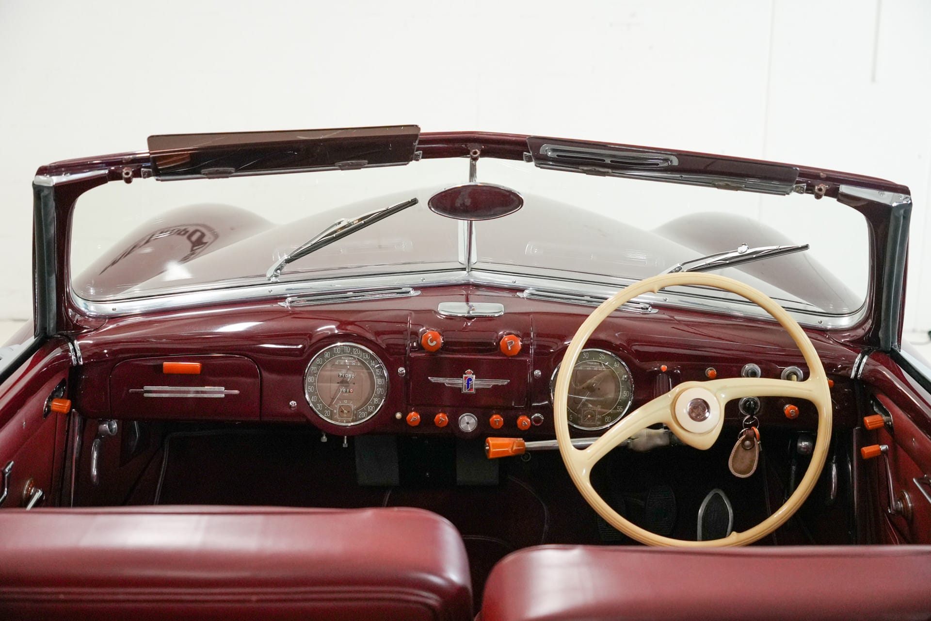 Alfa Romeo 6C 2500 Passo Corto Super Sport Cabriolet by Pinin Farina