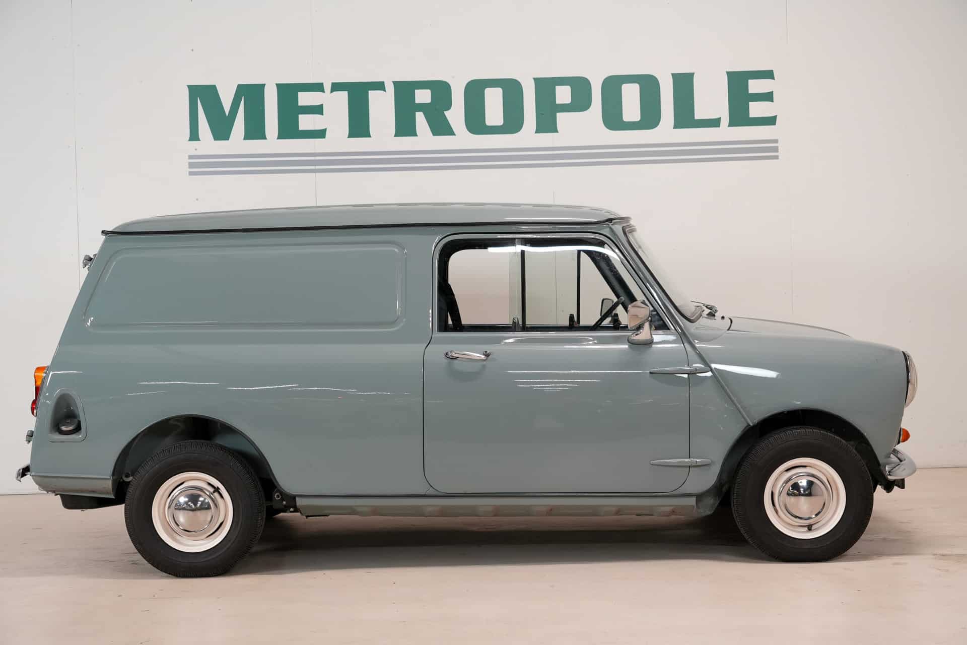 MINI 1000 VAN