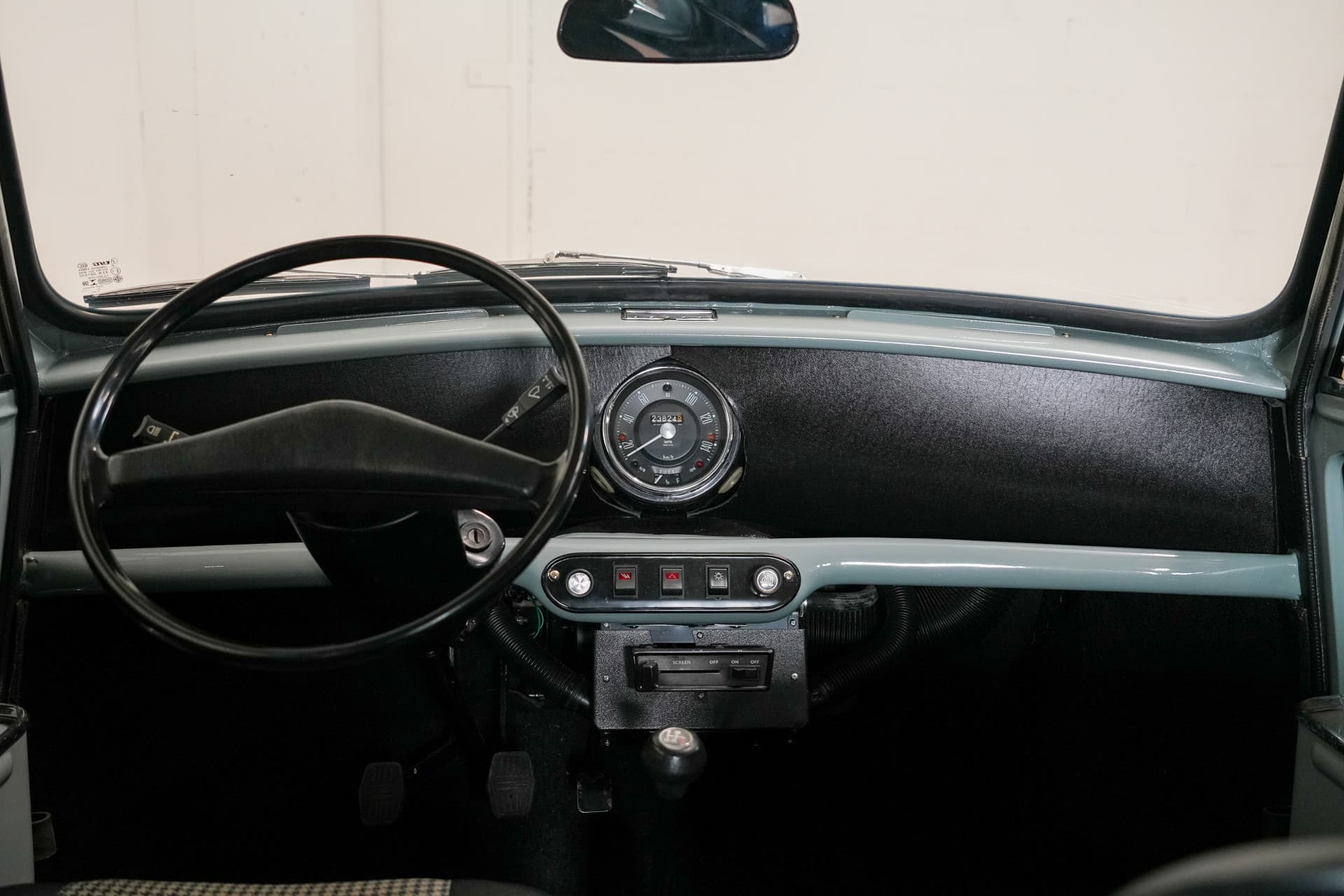 MINI 1000 VAN
