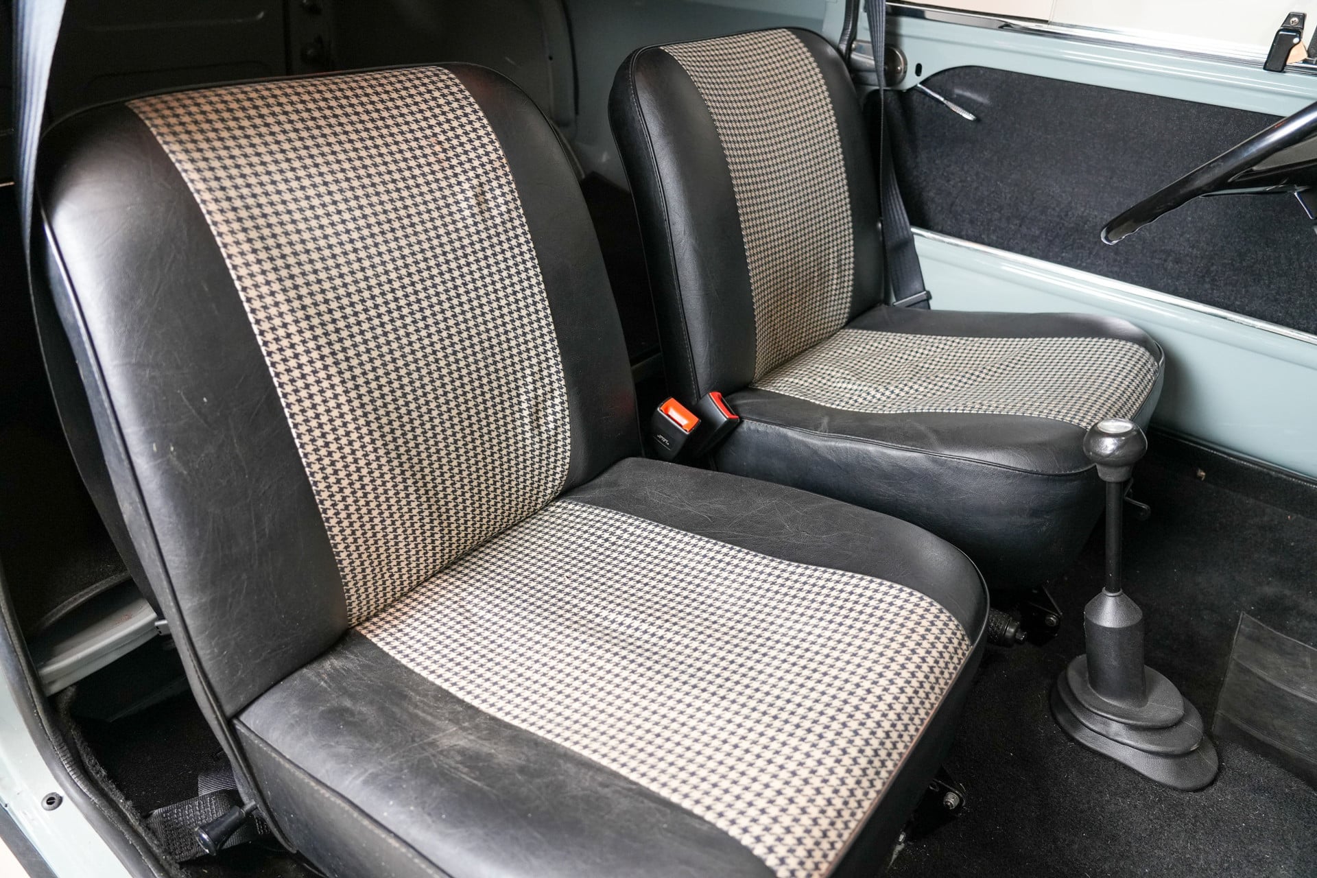 MINI 1000 VAN