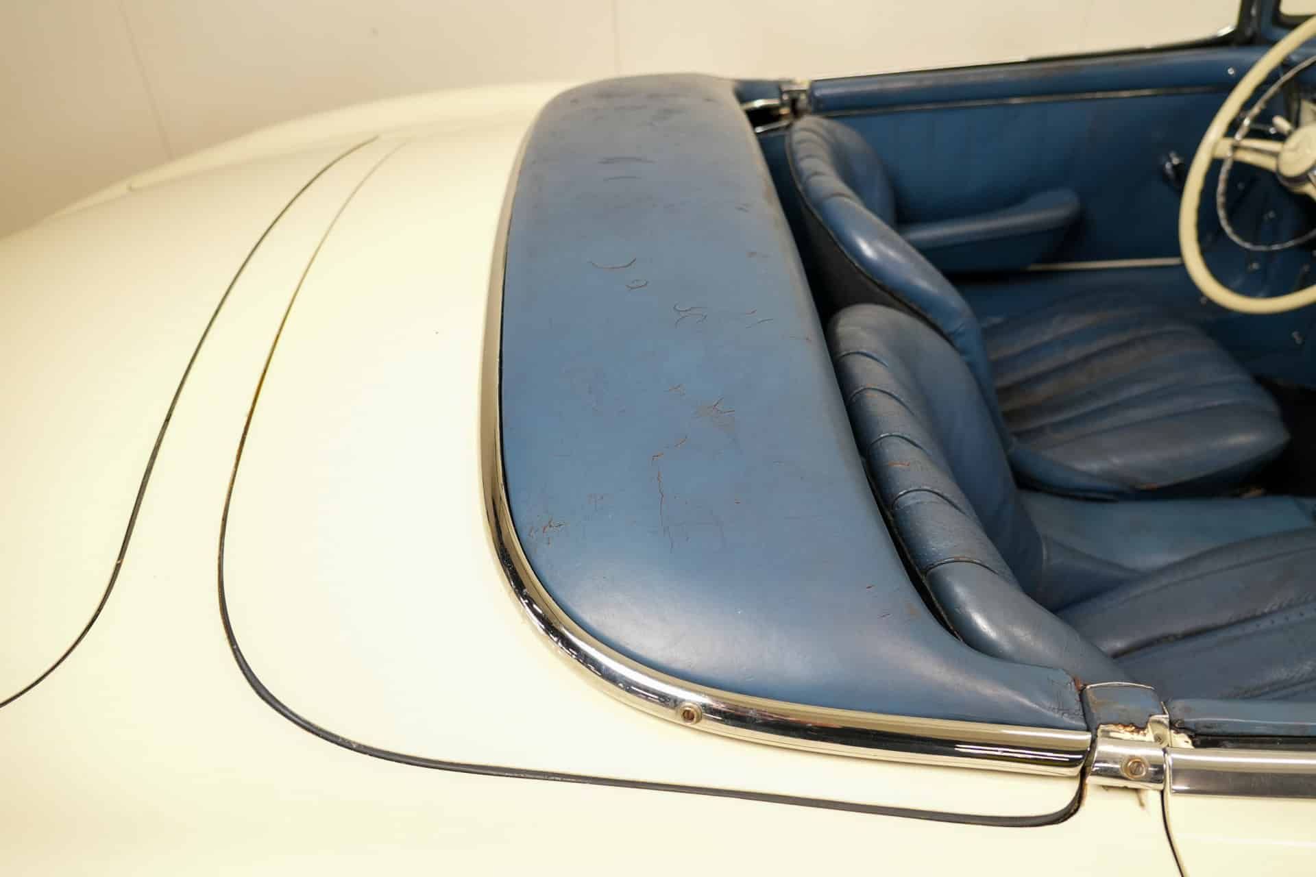 Mercedes-Benz 300SL Roadster