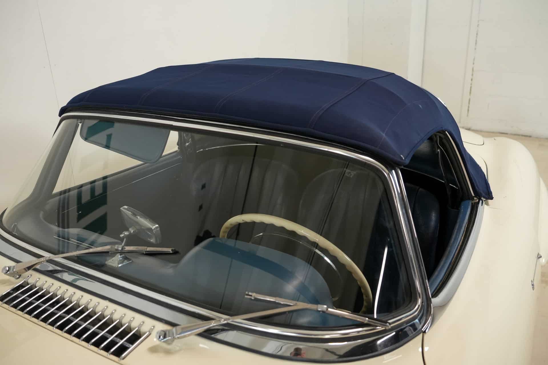 Mercedes-Benz 300SL Roadster