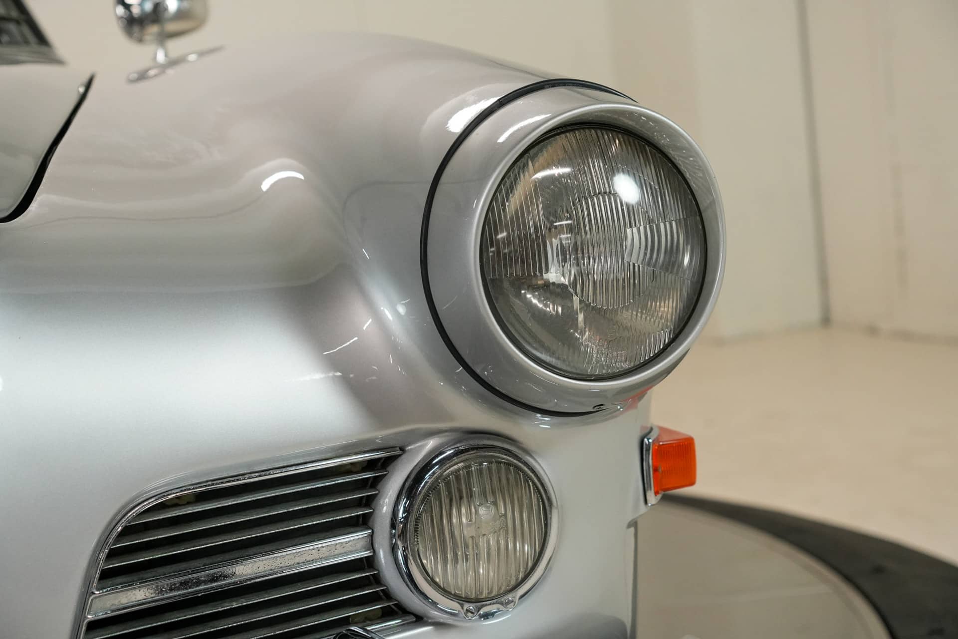 BMW 503