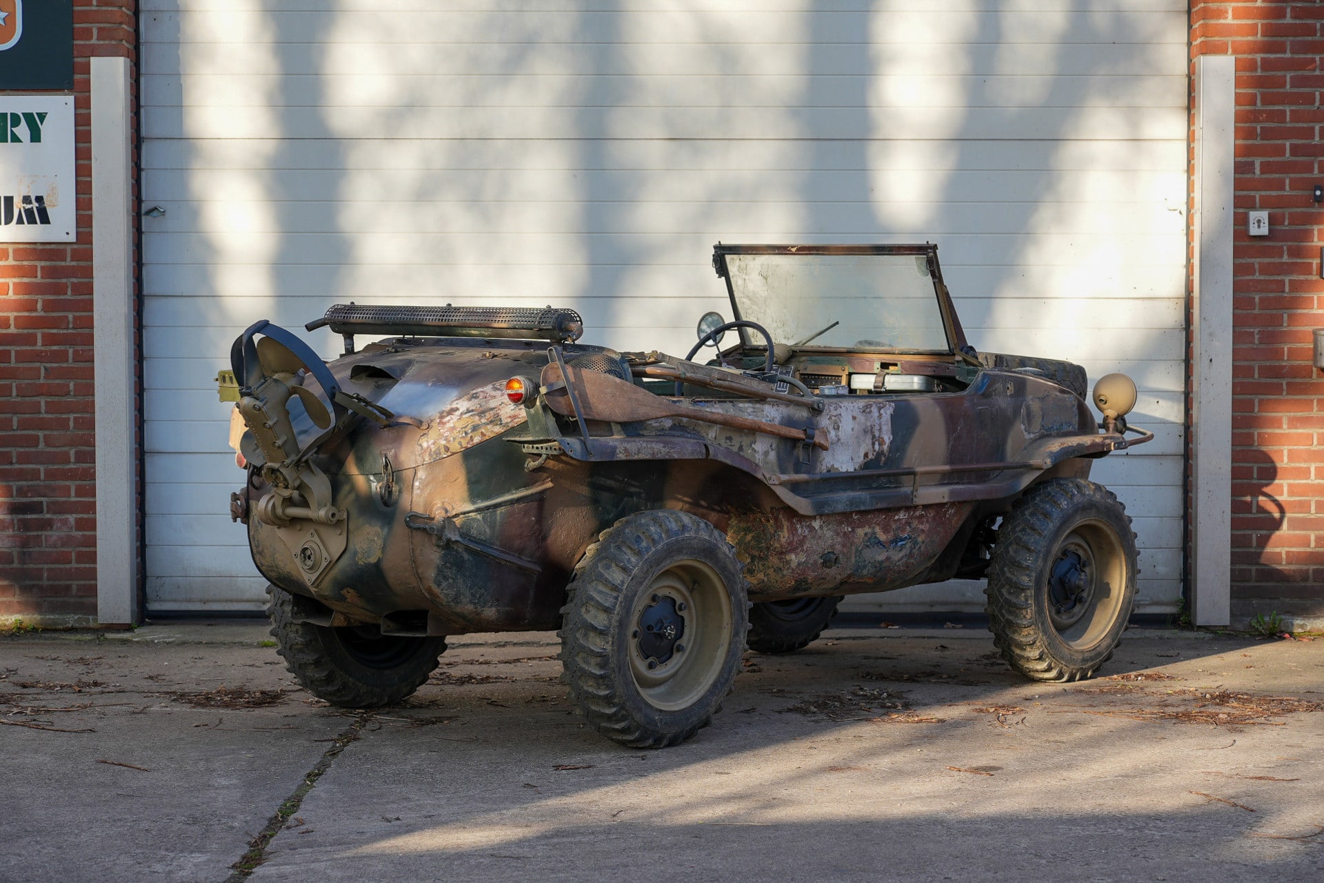 Volkswagen Schwimmwagen typ 166