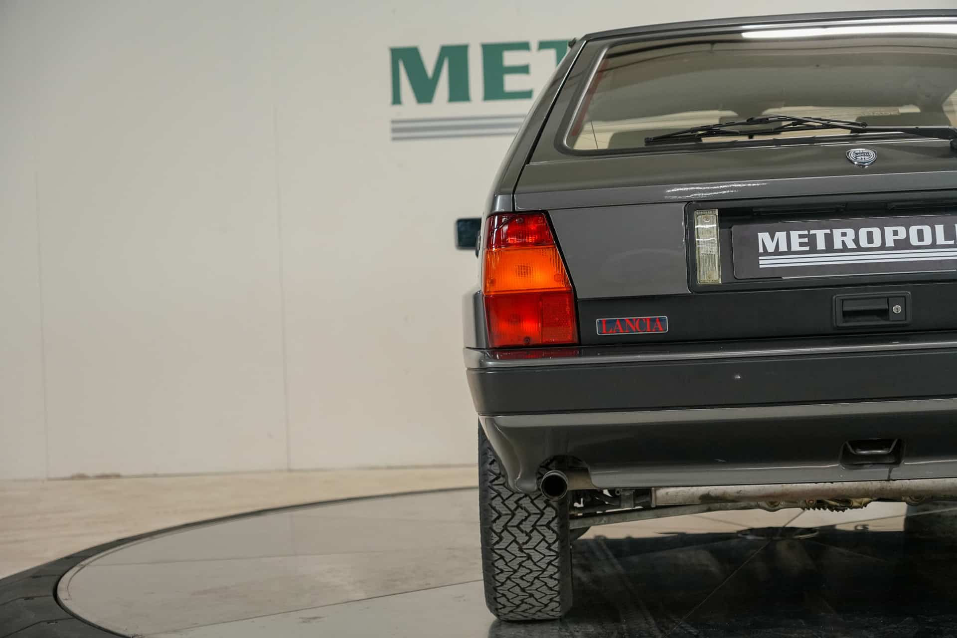 Lancia Delta Integrale HF