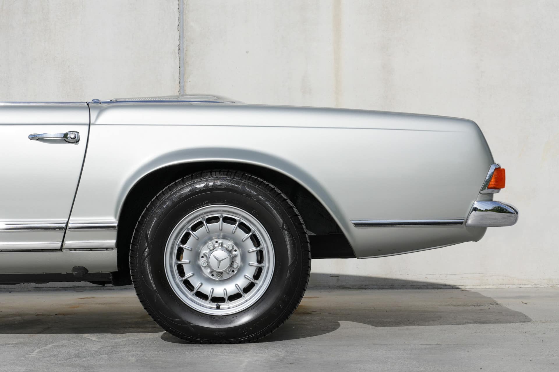 Mercedes-Benz 280SL Pagode