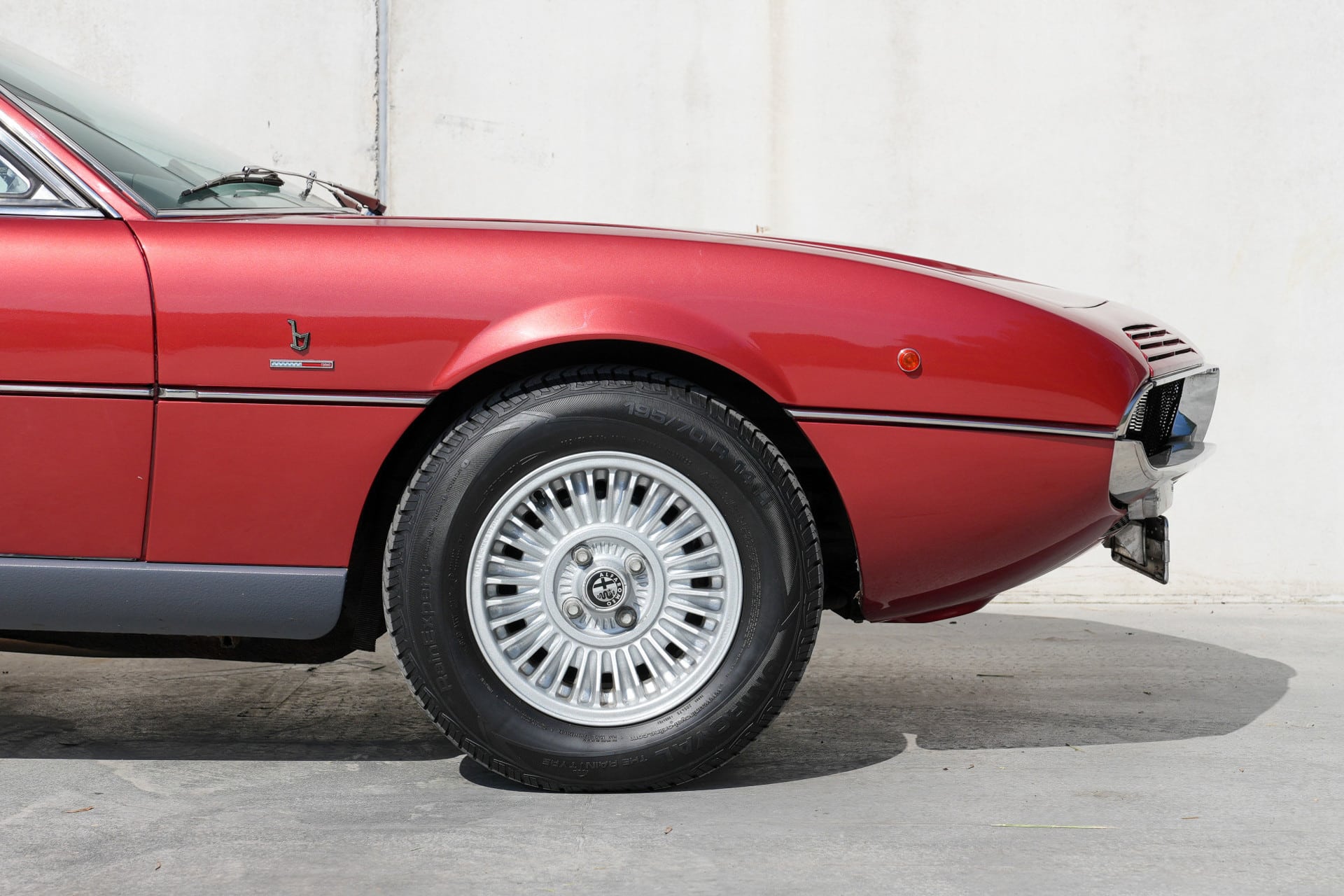 Alfa Romeo Montreal