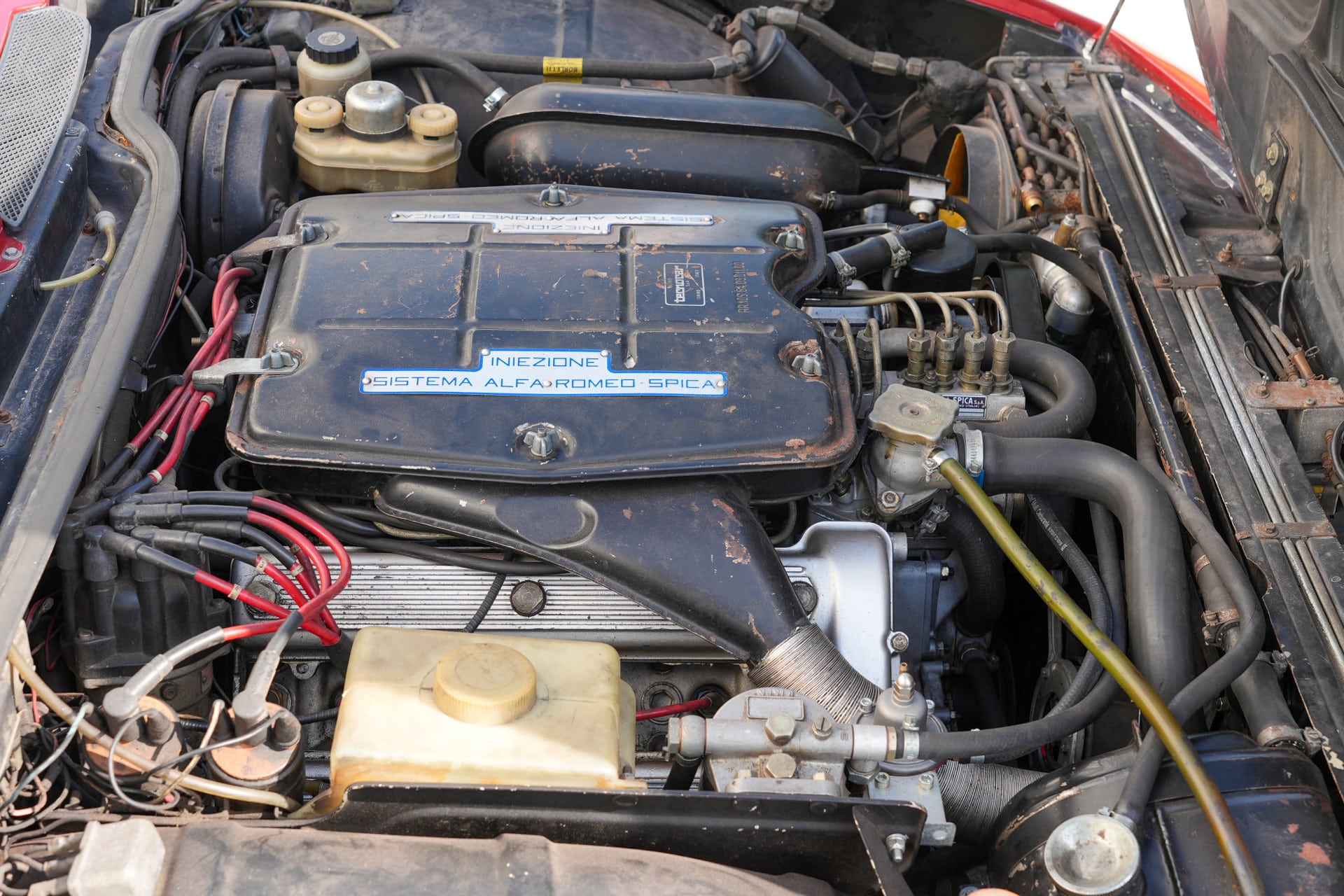Alfa Romeo Montreal