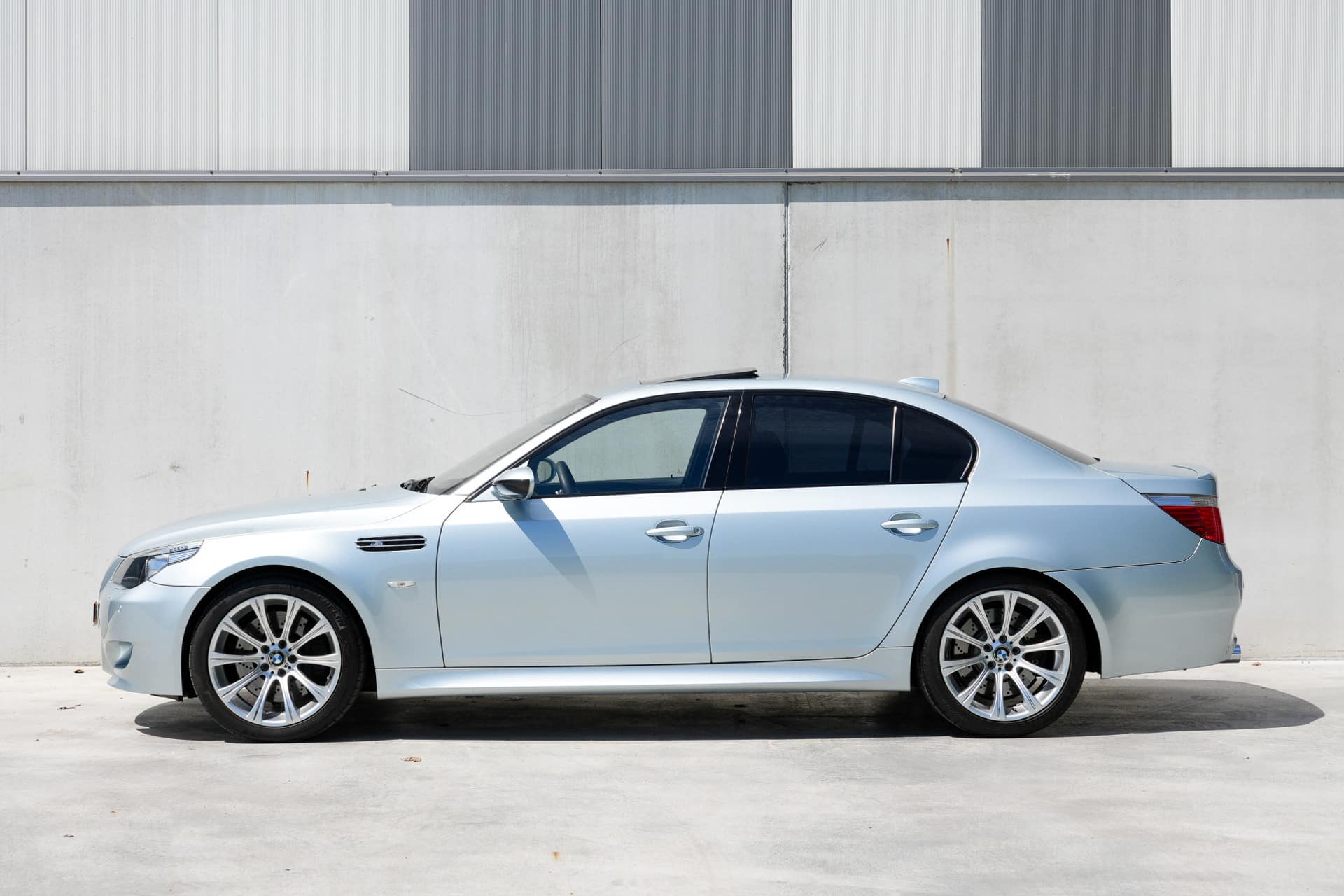 BMW E60 M5