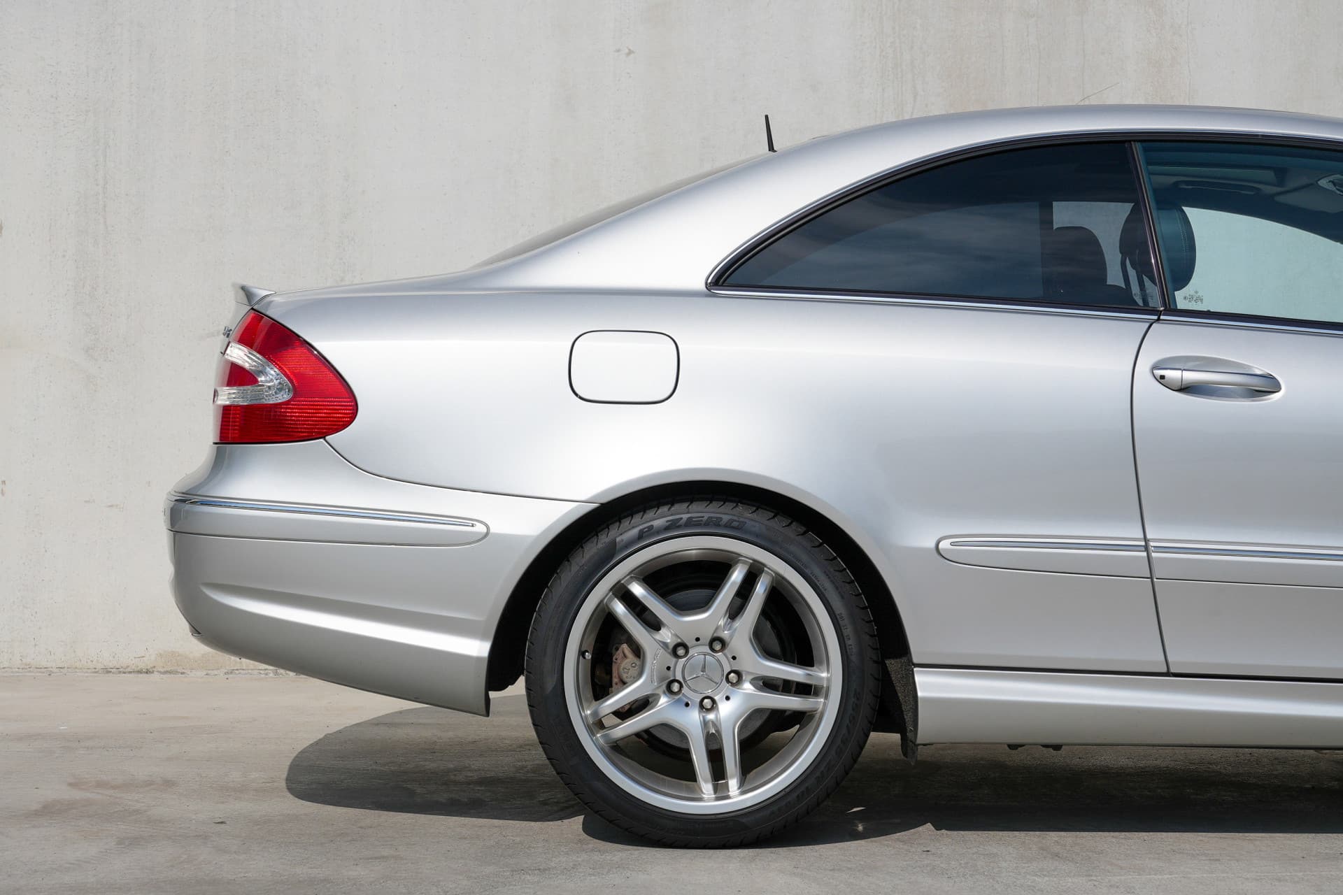 Mercedes-Benz CLK 55 AMG