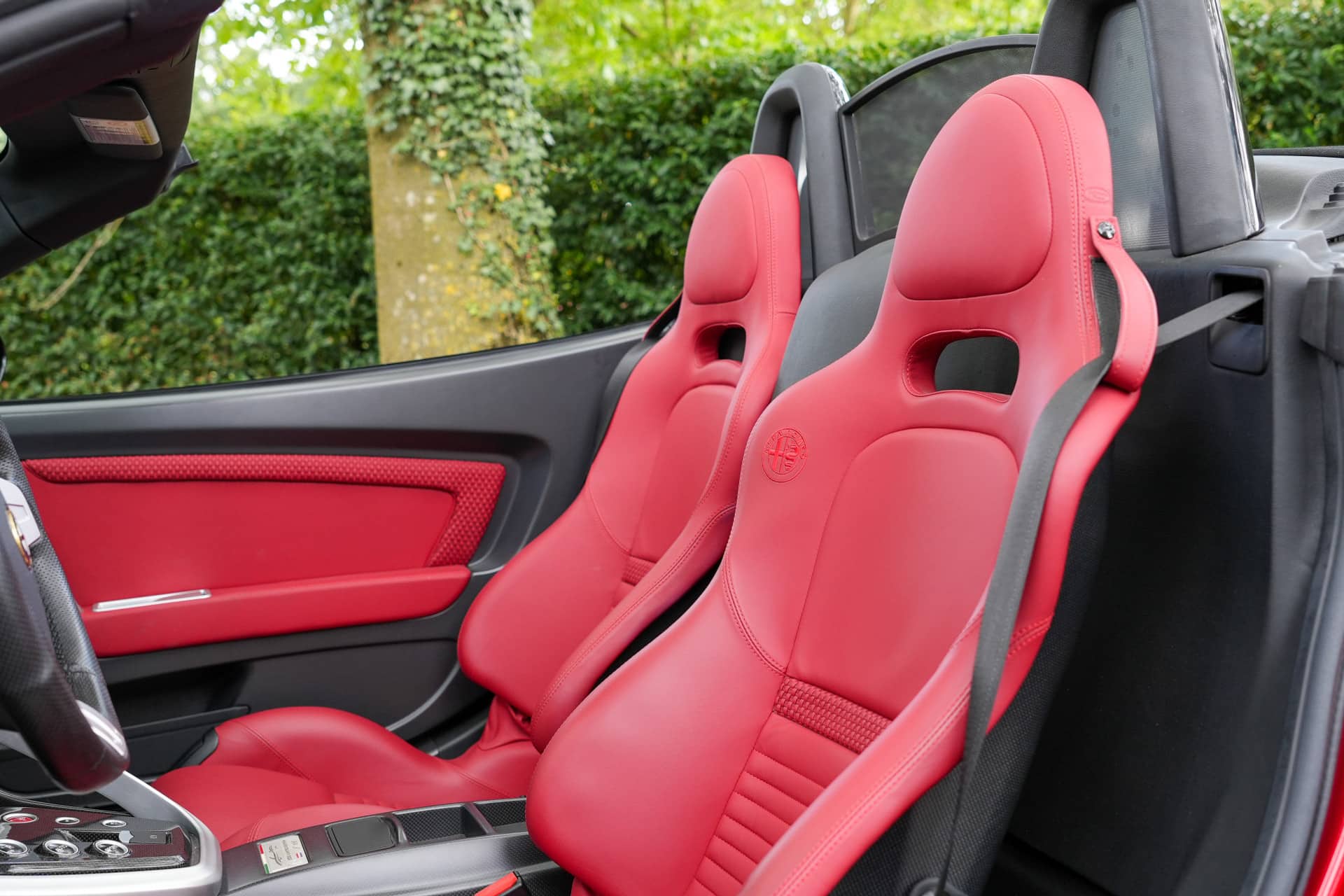 Alfa Romeo 8C Competizione Spider 4.7 V8