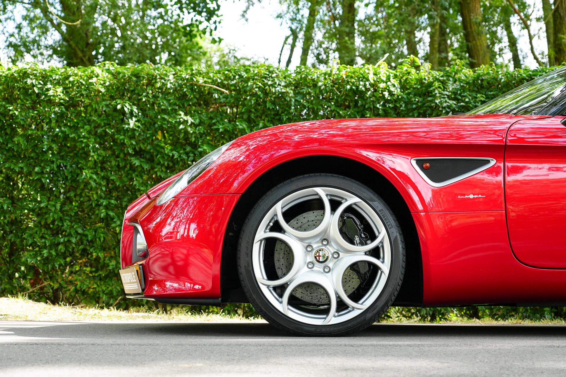 Alfa Romeo 8C Competizione Spider 4.7 V8
