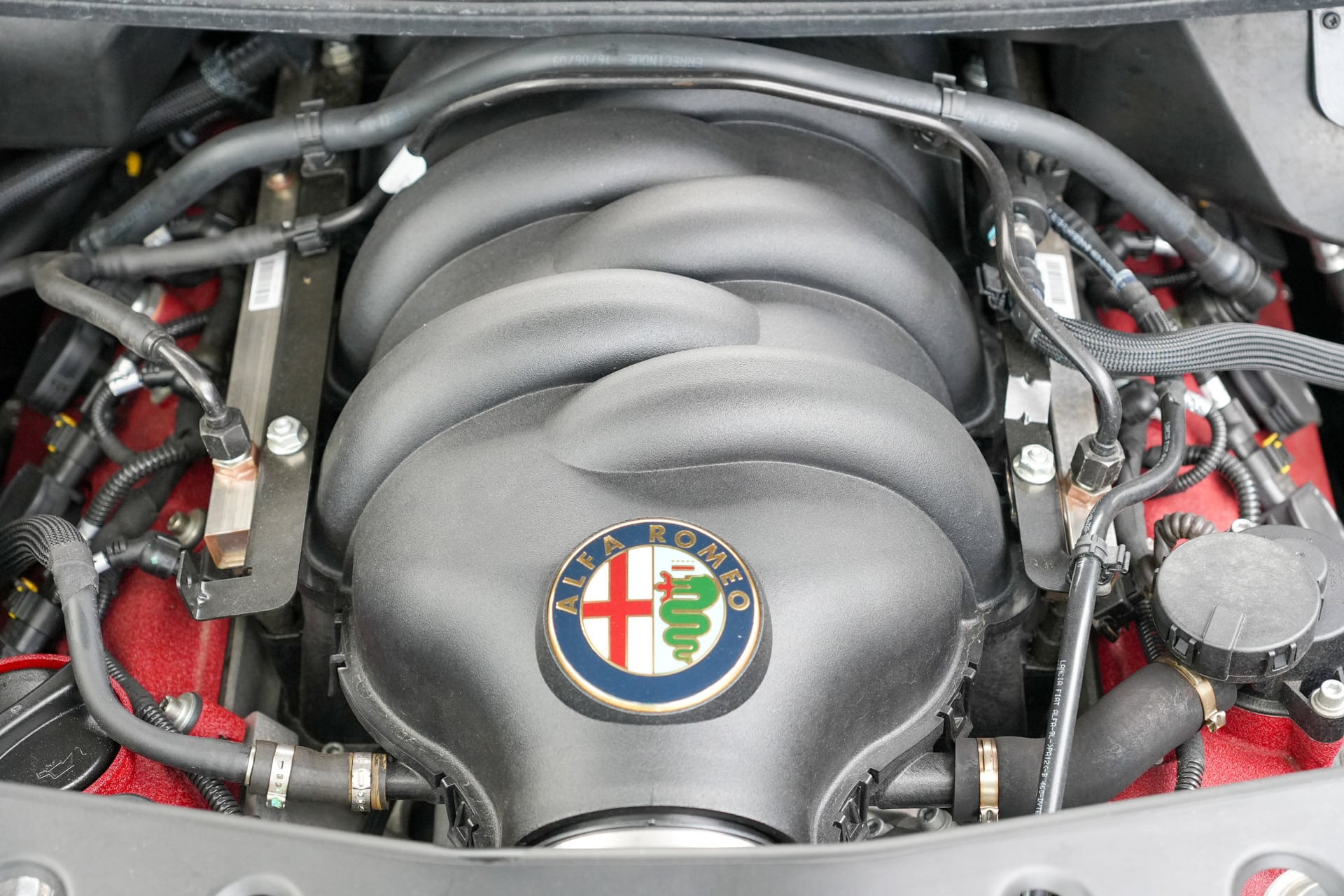 Alfa Romeo 8C Competizione Spider 4.7 V8