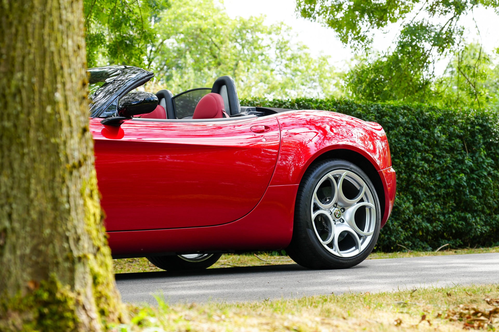 Alfa Romeo 8C Competizione Spider 4.7 V8
