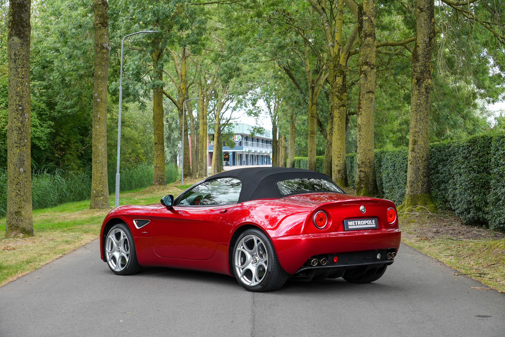Alfa Romeo 8C Competizione Spider 4.7 V8