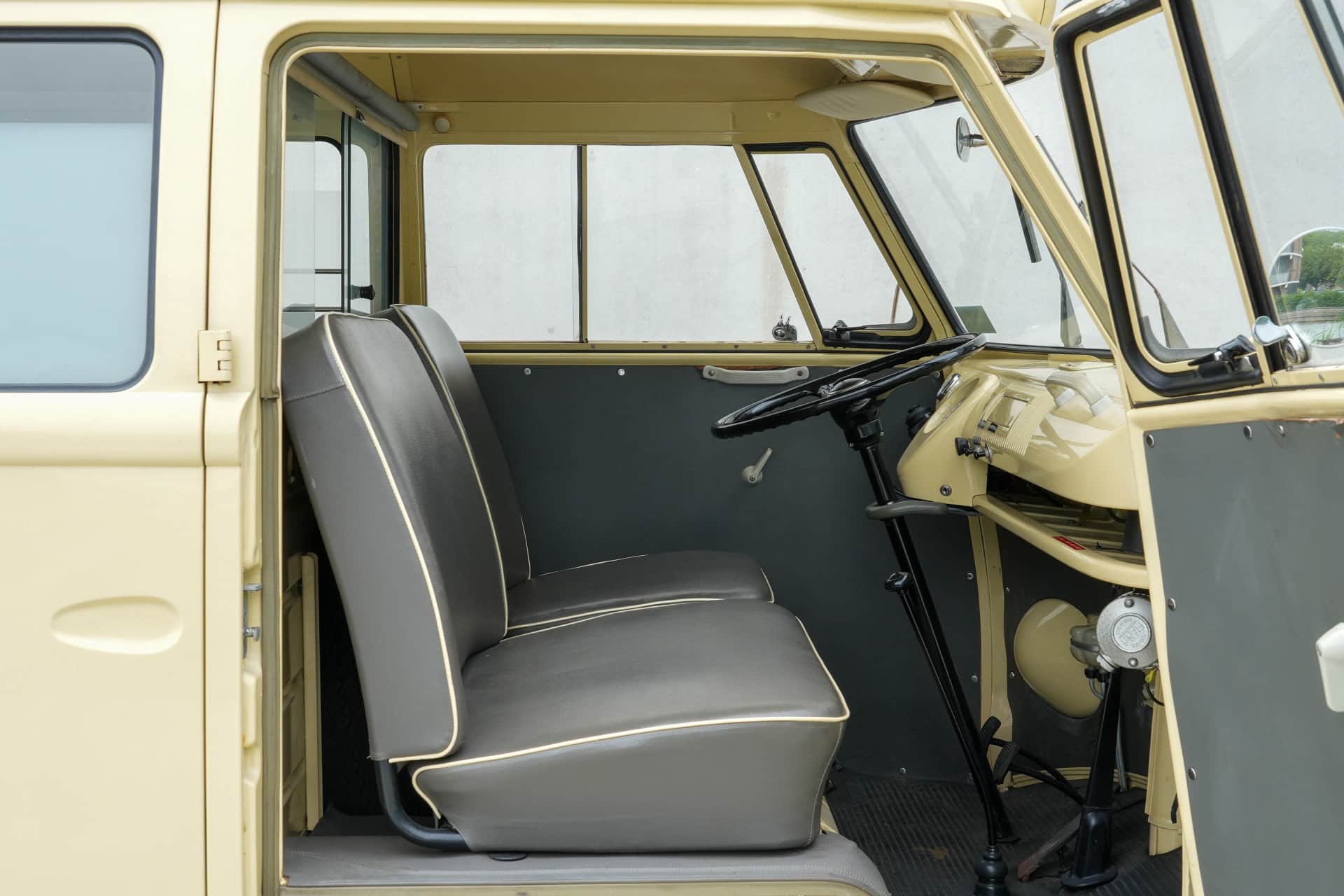 Volkswagen Ambulance transporter