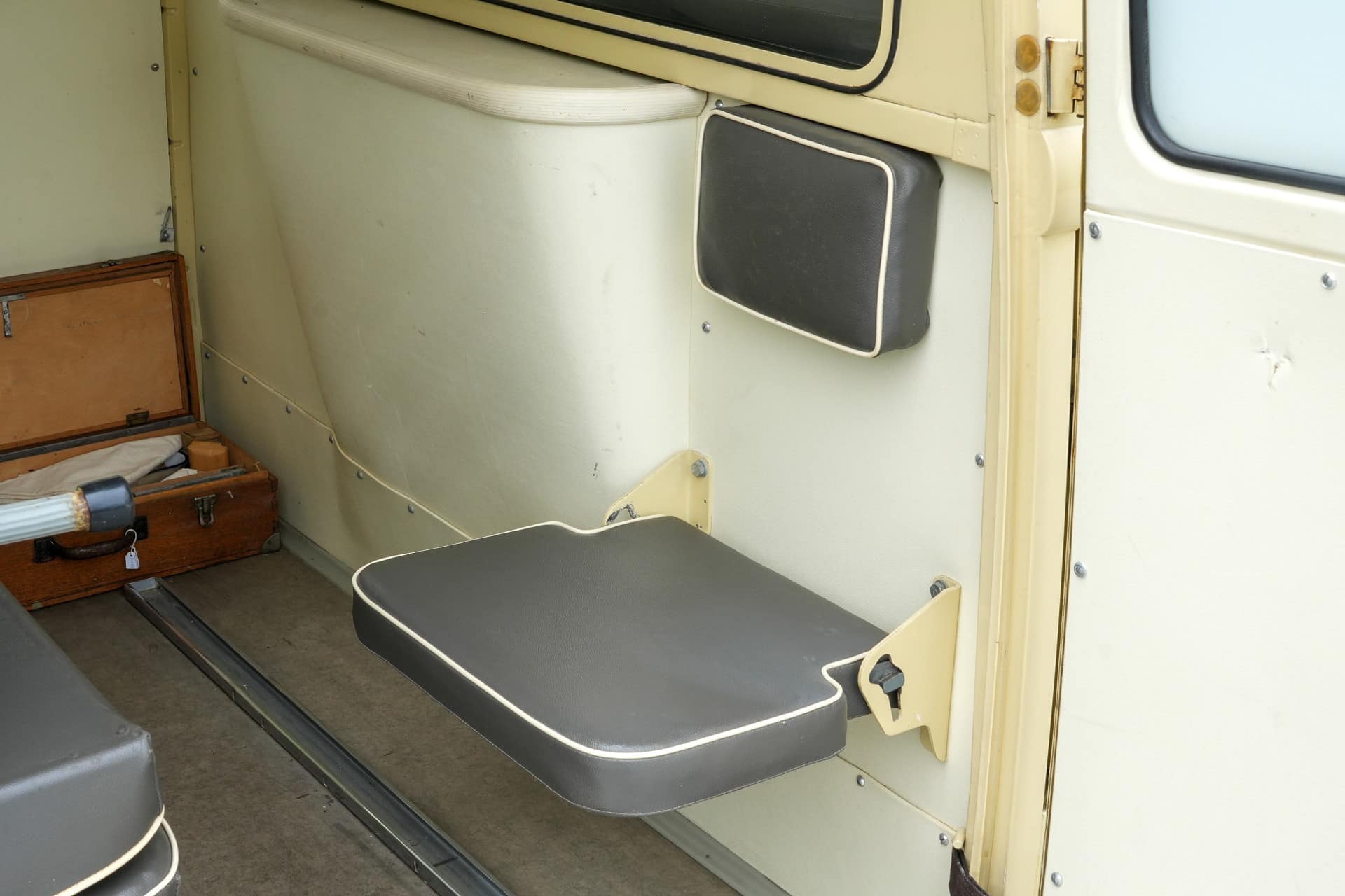 Volkswagen Ambulance transporter