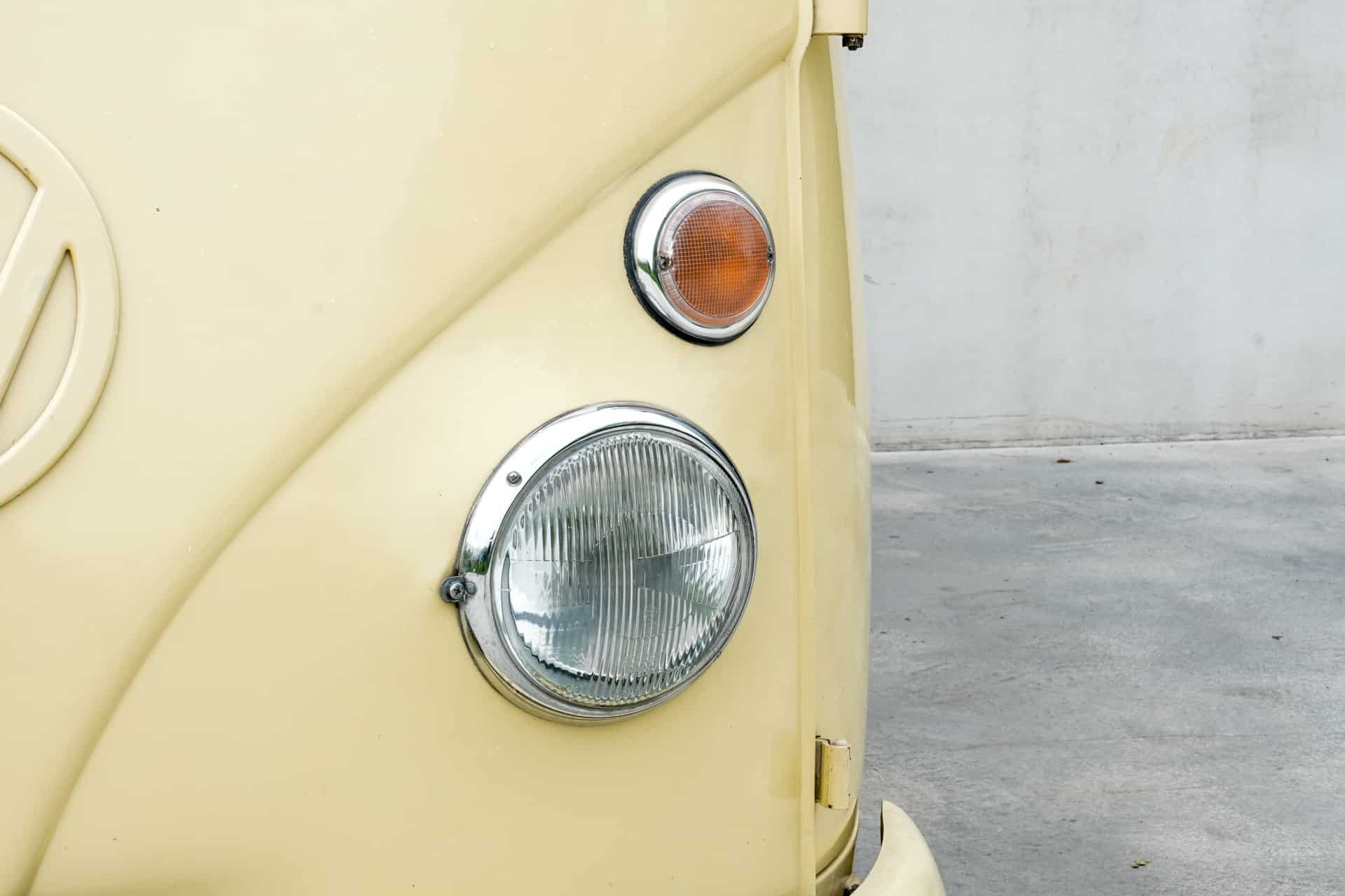 Volkswagen Ambulance transporter