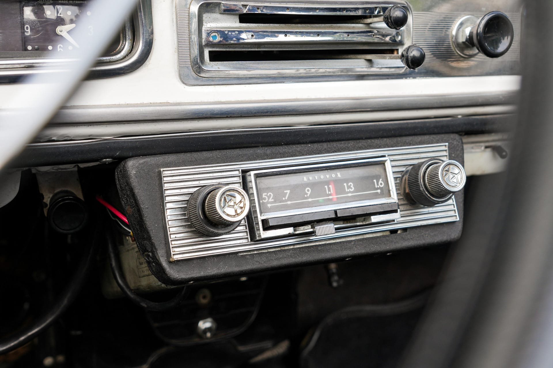 Peugeot 404