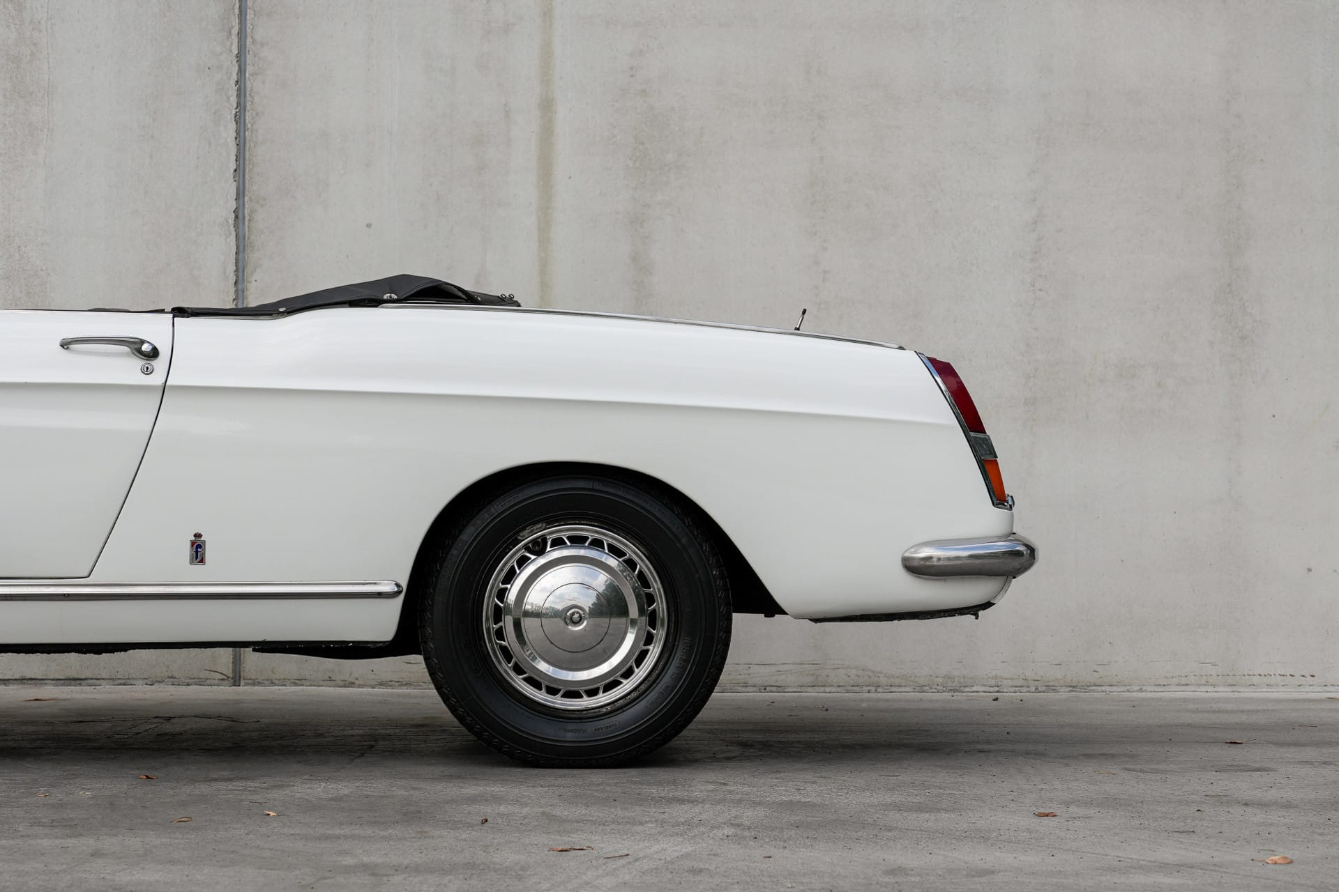 Peugeot 404